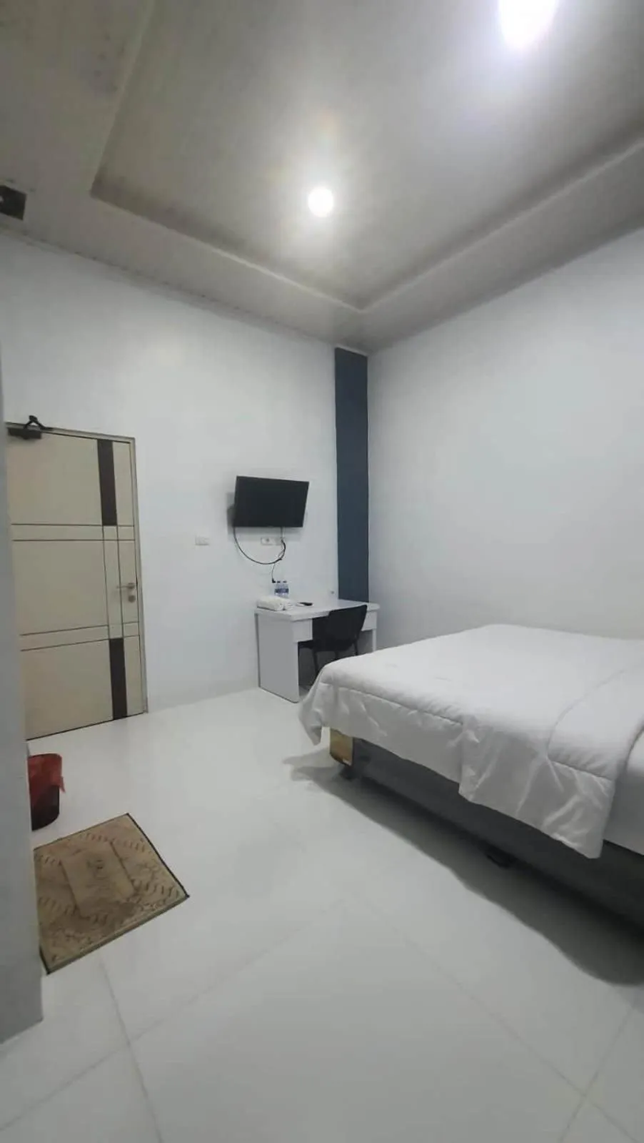 Bedroom, Bed in SPOT ON 92481 Modena Homestay Syariah Near SD Negeri