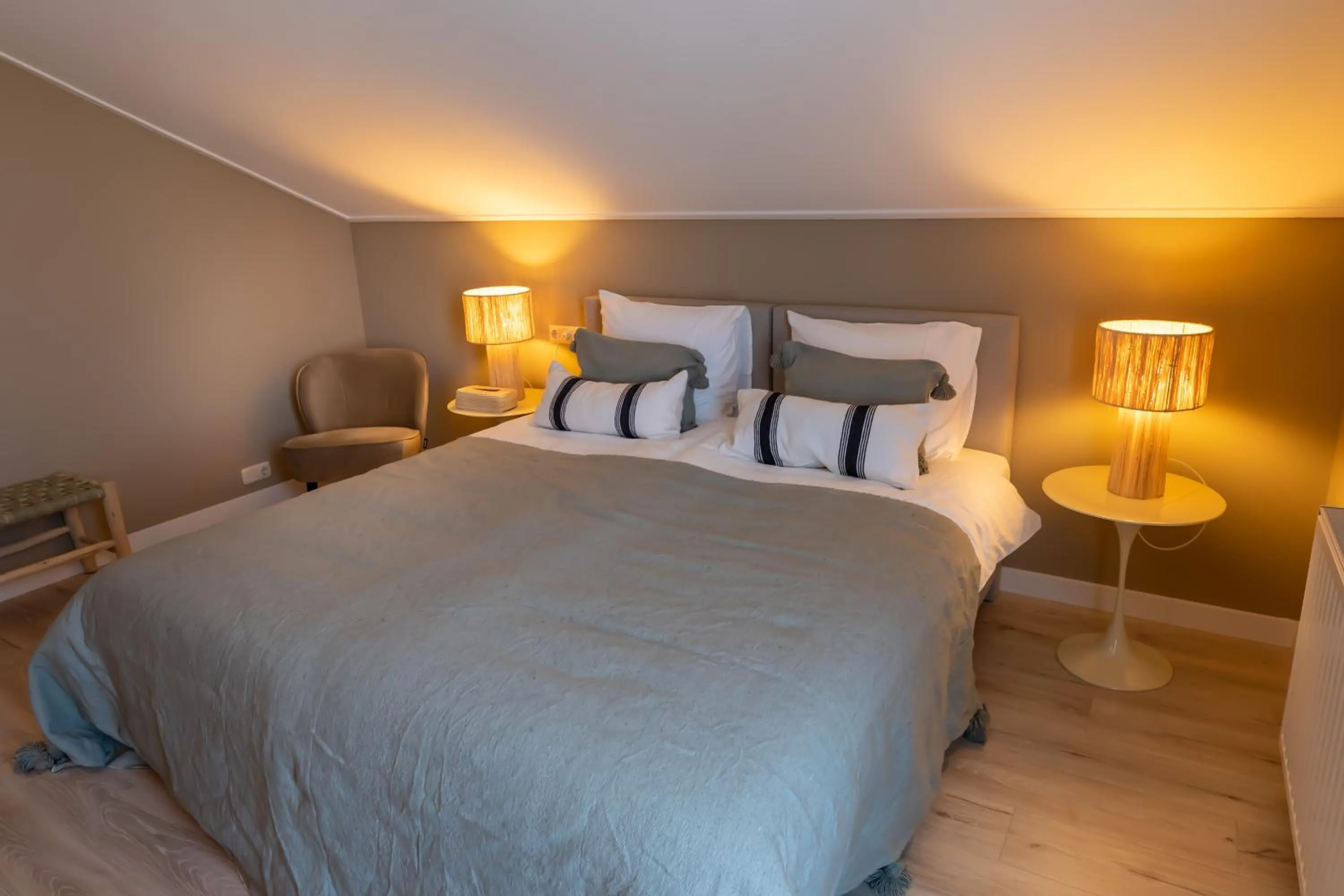 Bed in Hotel Restaurant Toxopeus