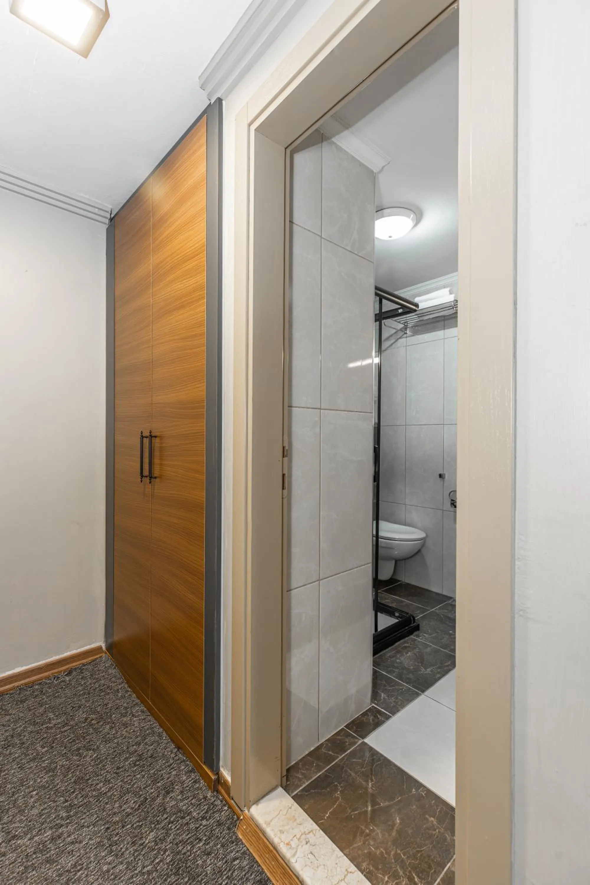 Bathroom in BURSA GRAND LOYAL CiTY HOTEL