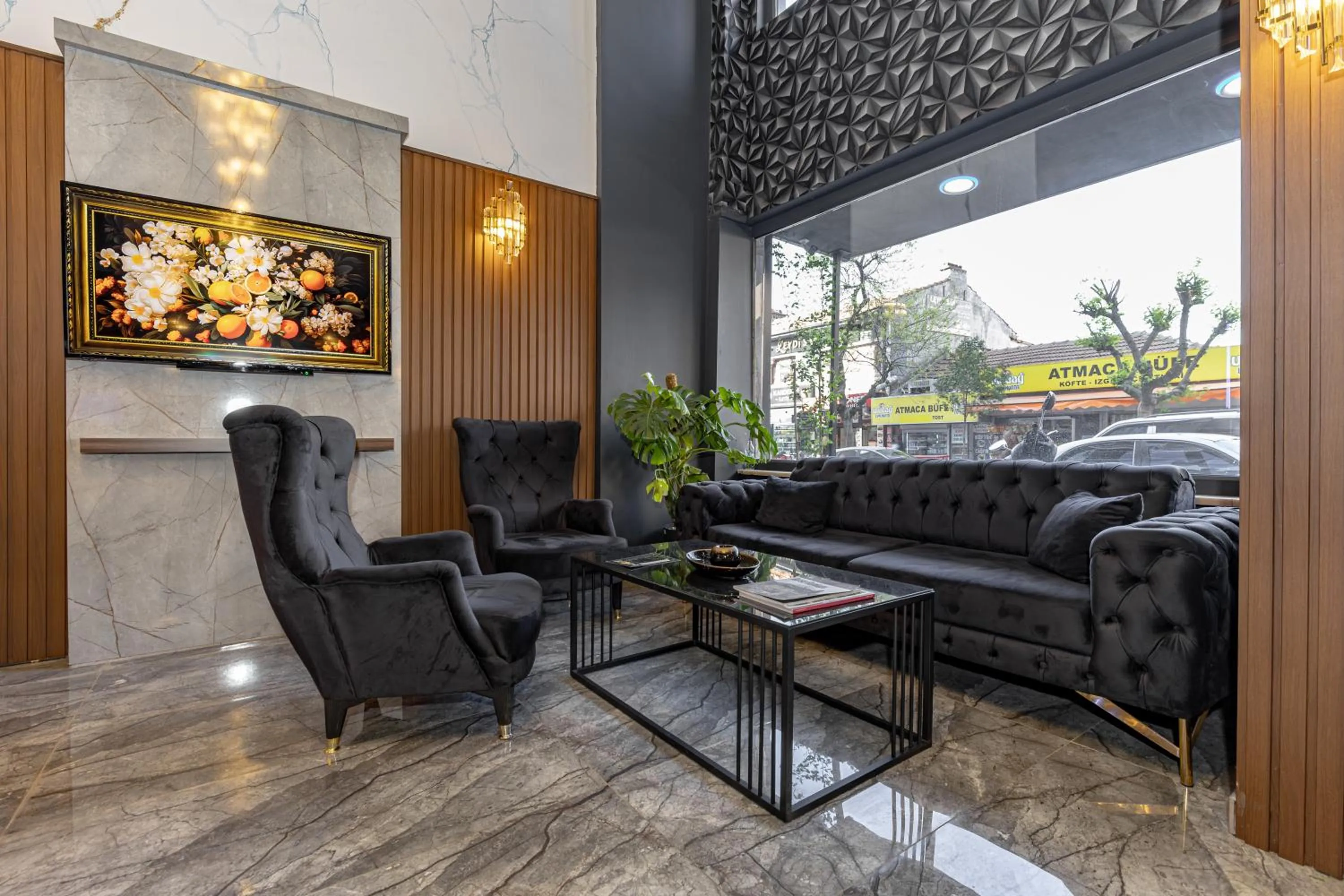 Lobby or reception in BURSA GRAND LOYAL CiTY HOTEL