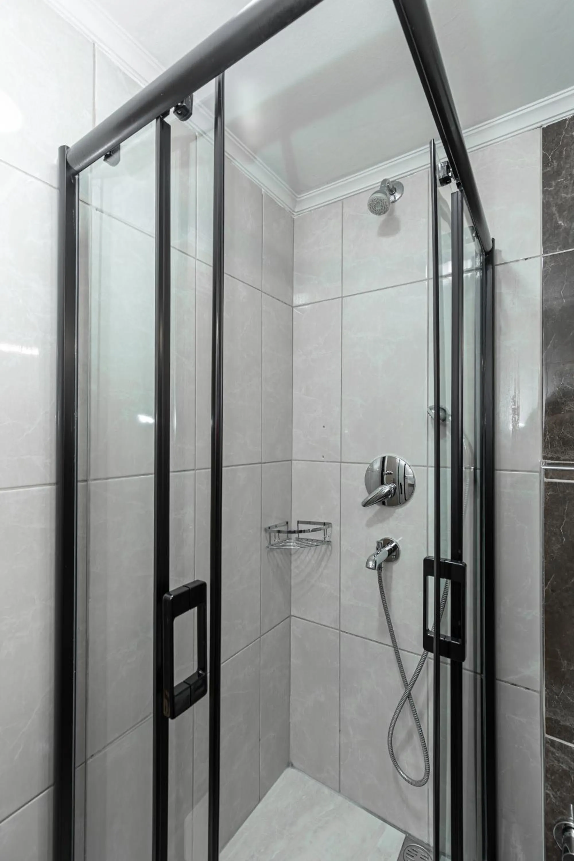 Bathroom in BURSA GRAND LOYAL CiTY HOTEL