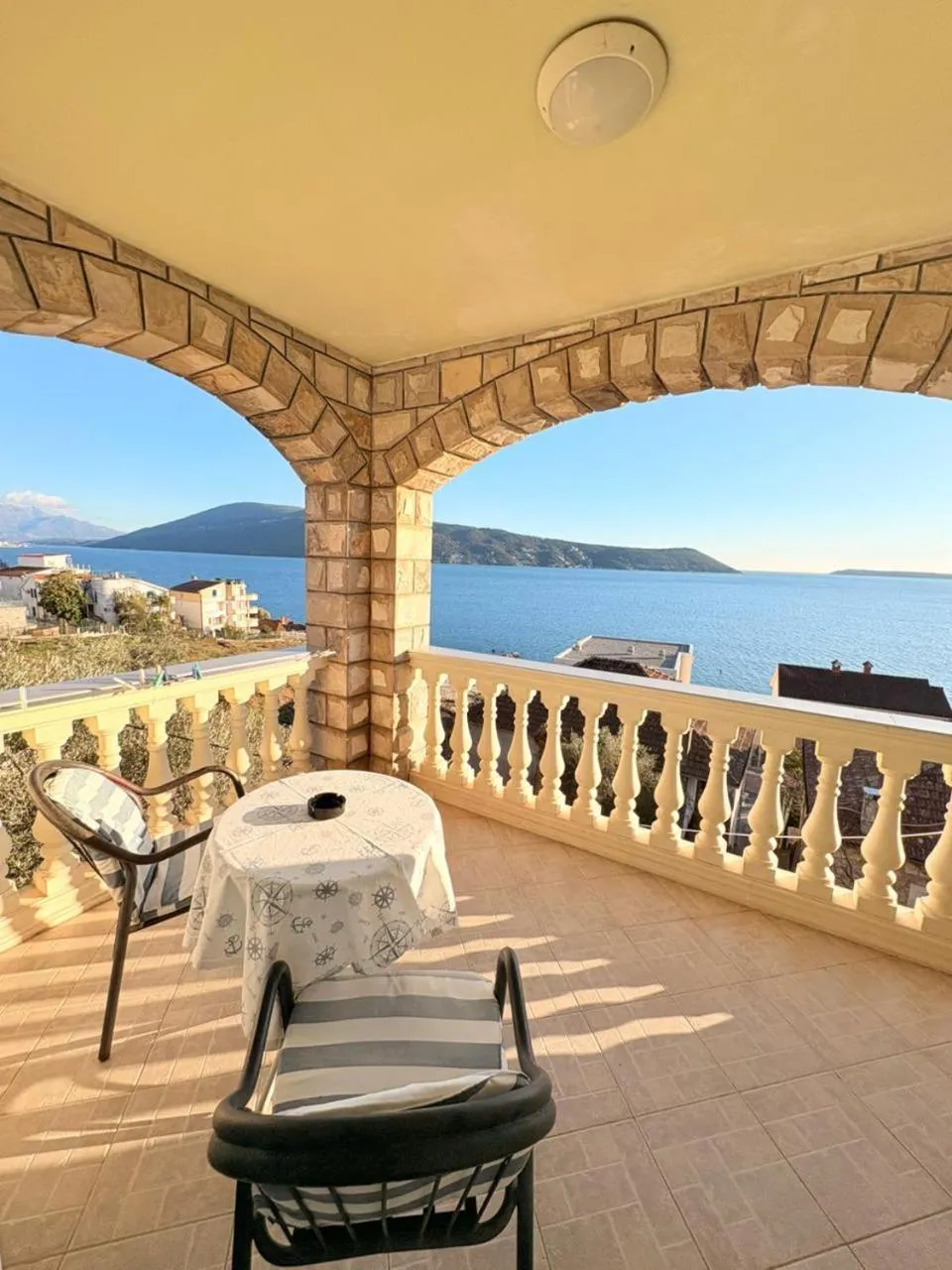 Garni Hotel Bokeška Noć
