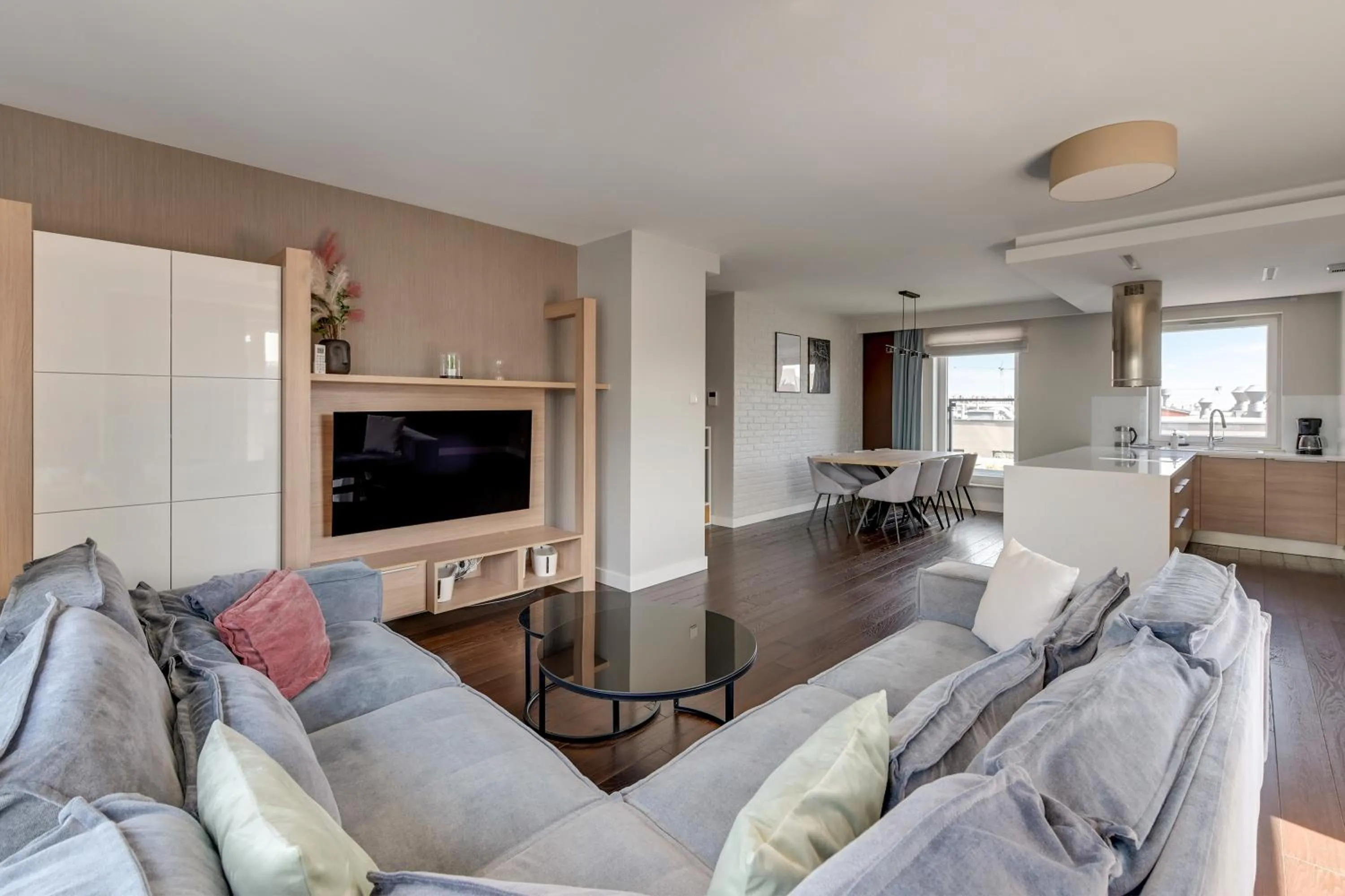 TV and multimedia in Chmielna Park by Comfort Apartments