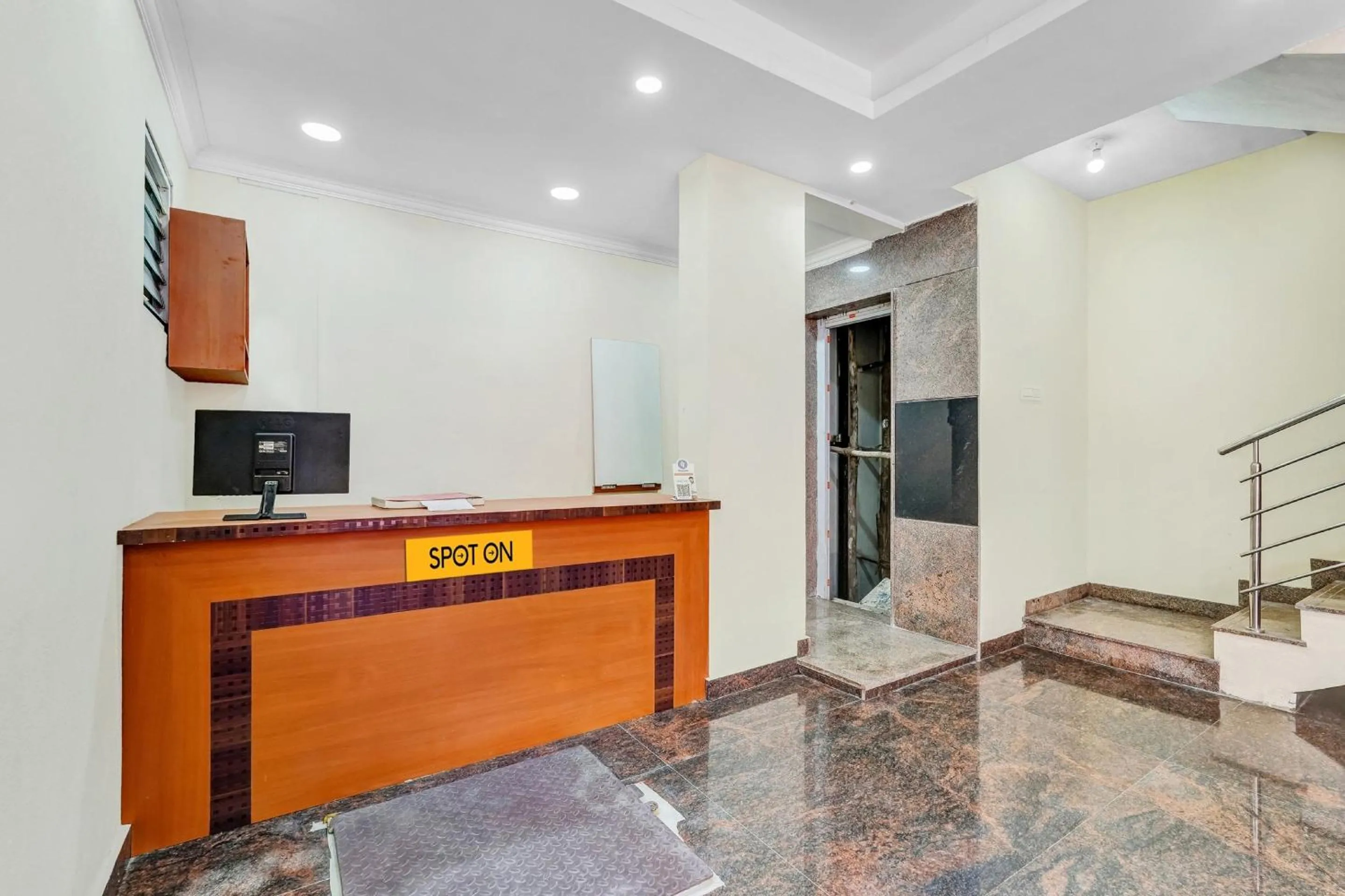 Lobby or reception in Super Hotel O Sri Thirumala Lodge