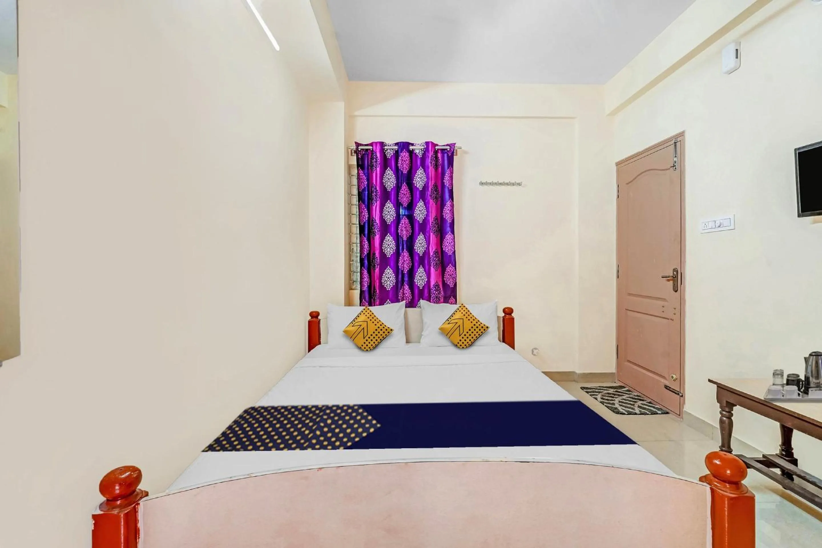 Bedroom, Bed in Super Hotel O Sri Thirumala Lodge