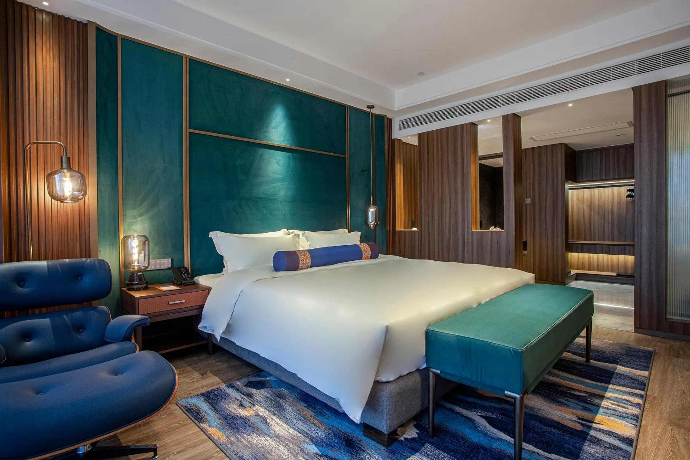 Bedroom, Bed in Gao Shi Di Hot Spring Hotel Yangzhou
