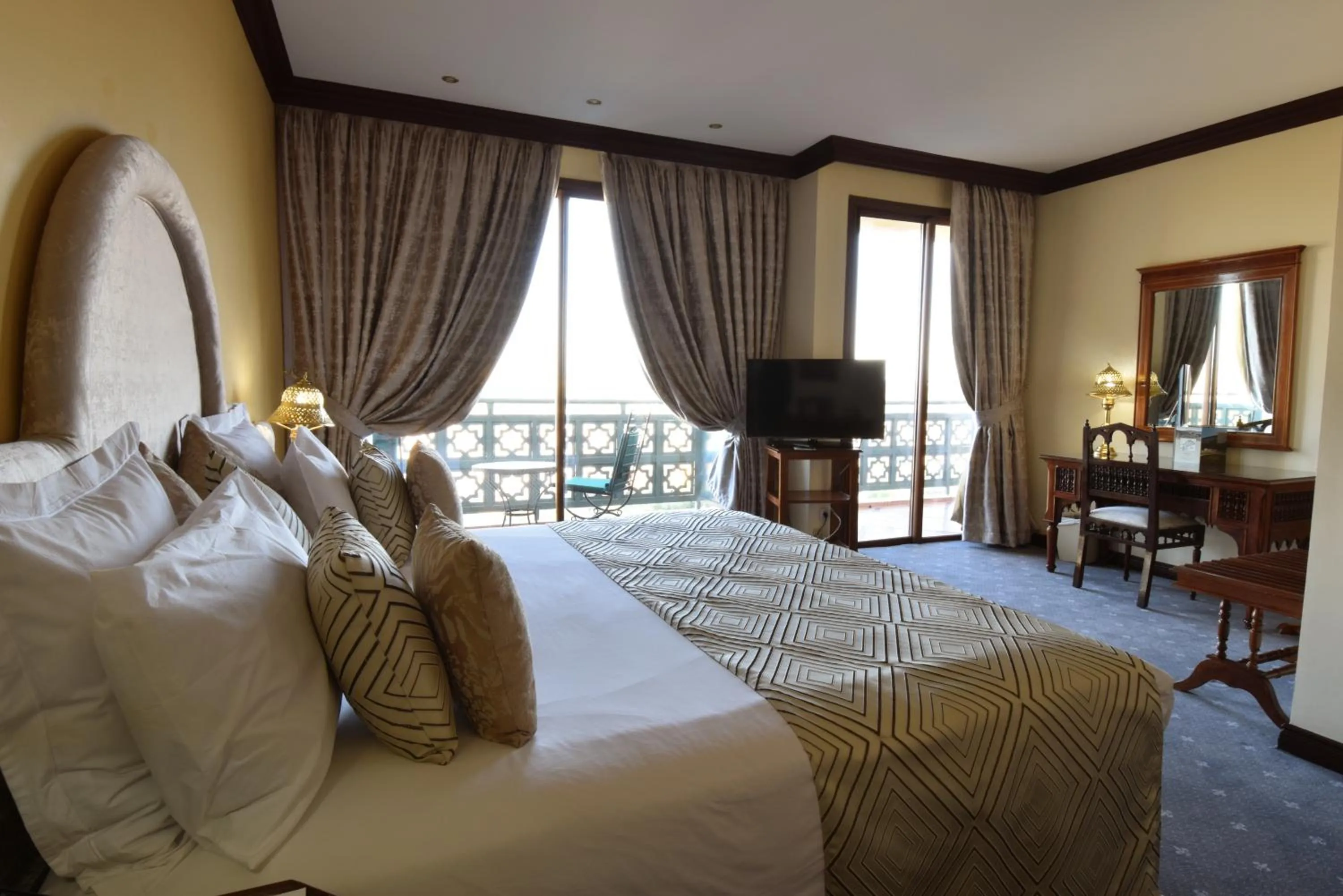 Bed in Les Mérinides