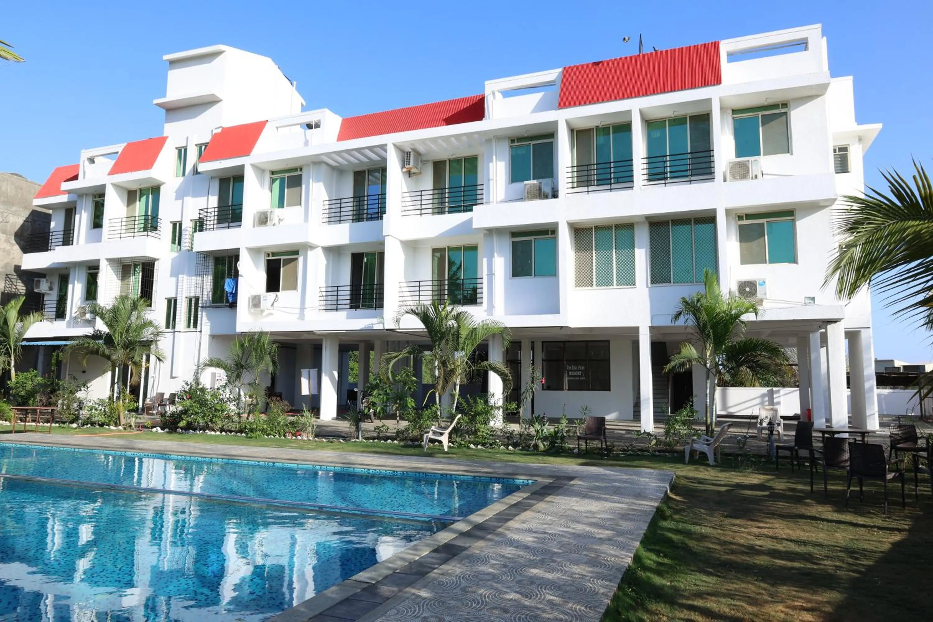 Property building in THE BLISS PALM