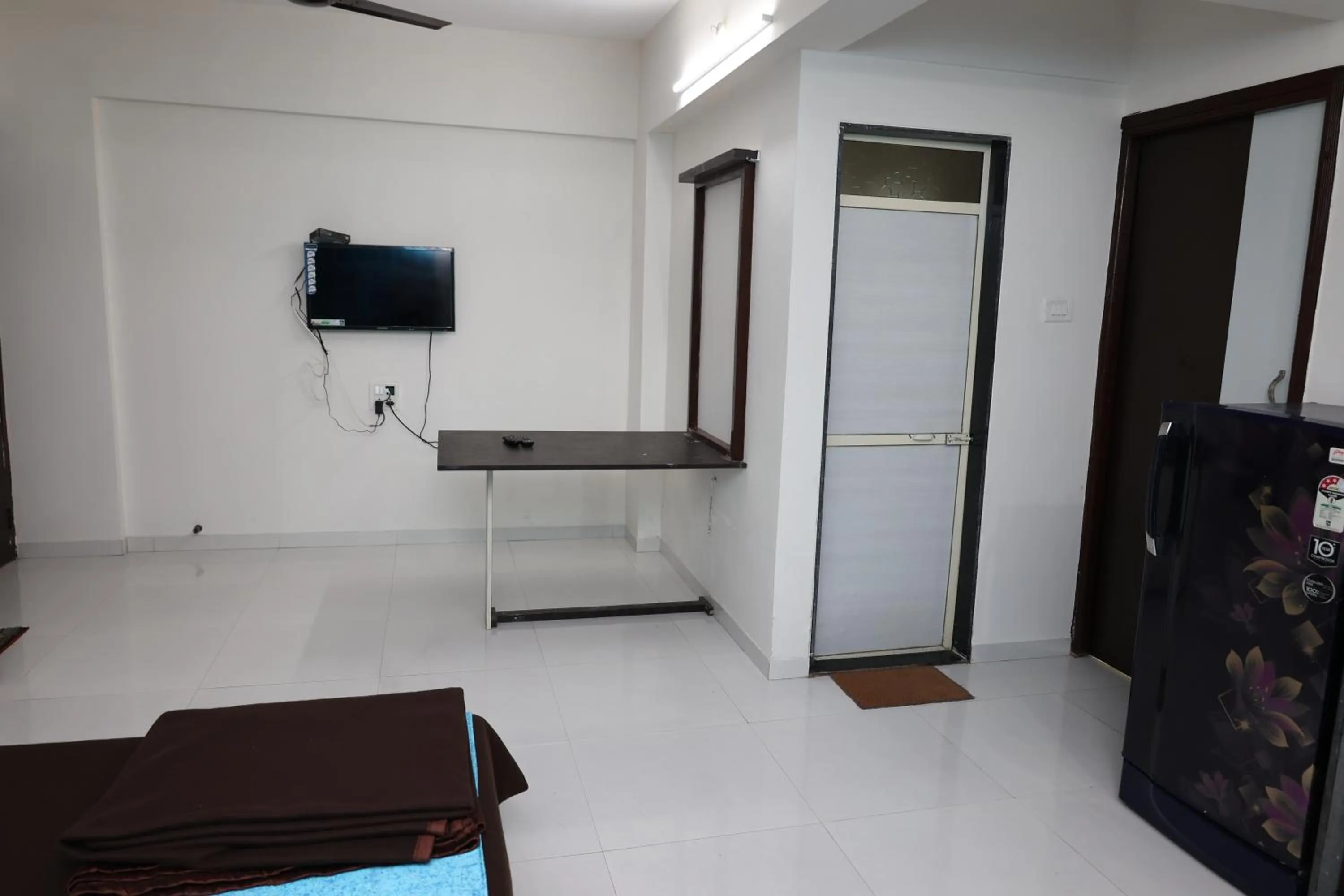 TV and multimedia in THE BLISS PALM