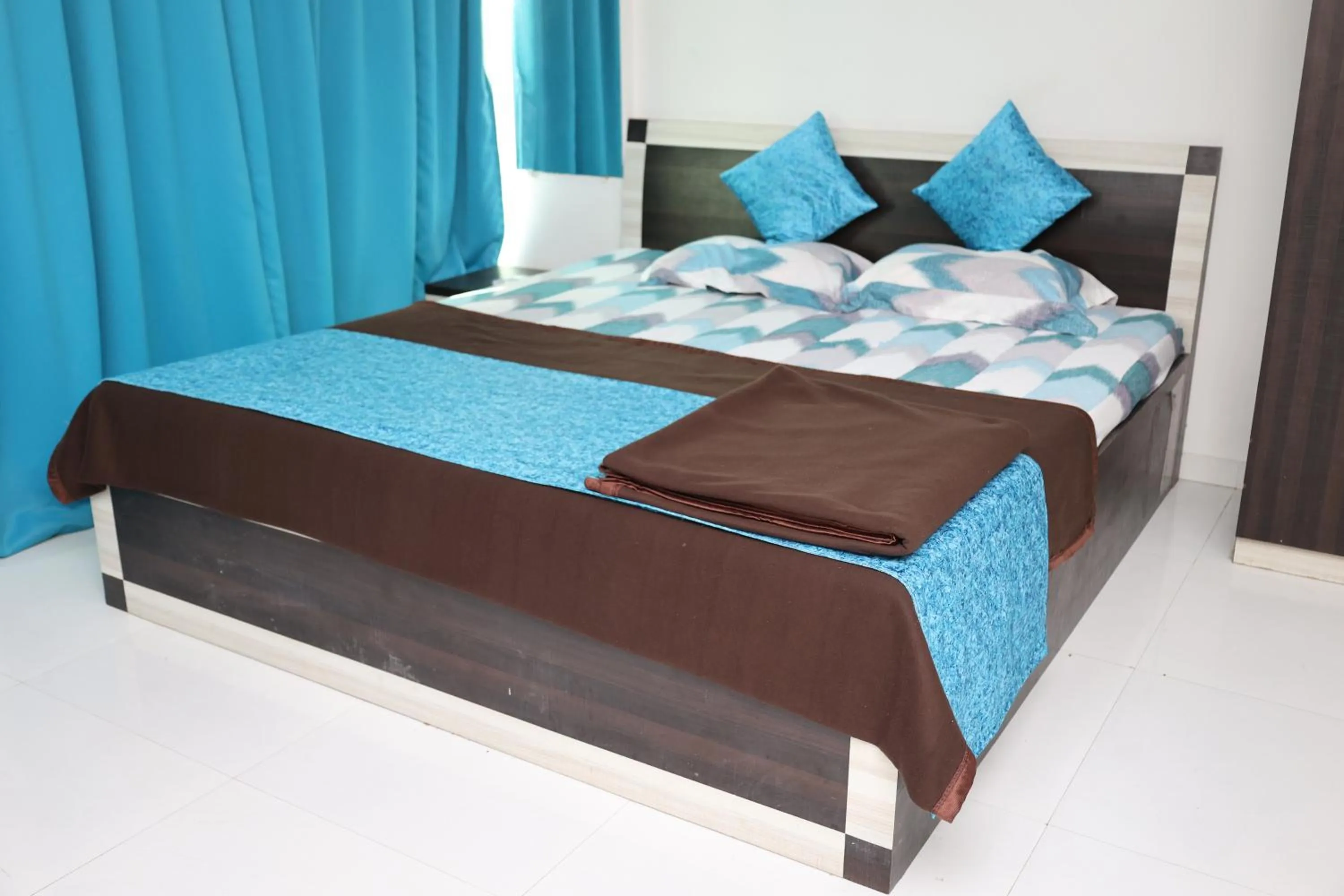 Bedroom, Bed in THE BLISS PALM