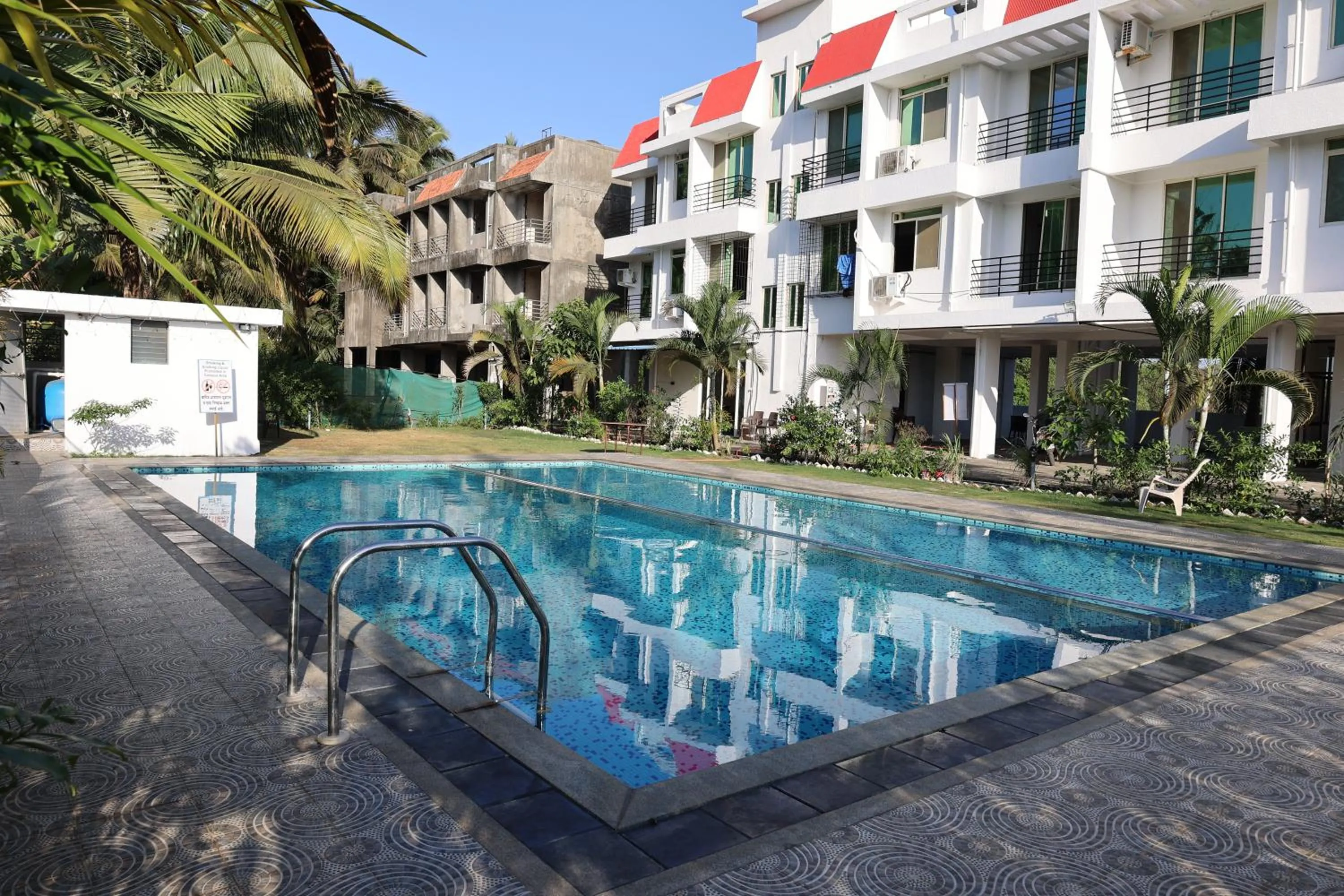 Property building in THE BLISS PALM