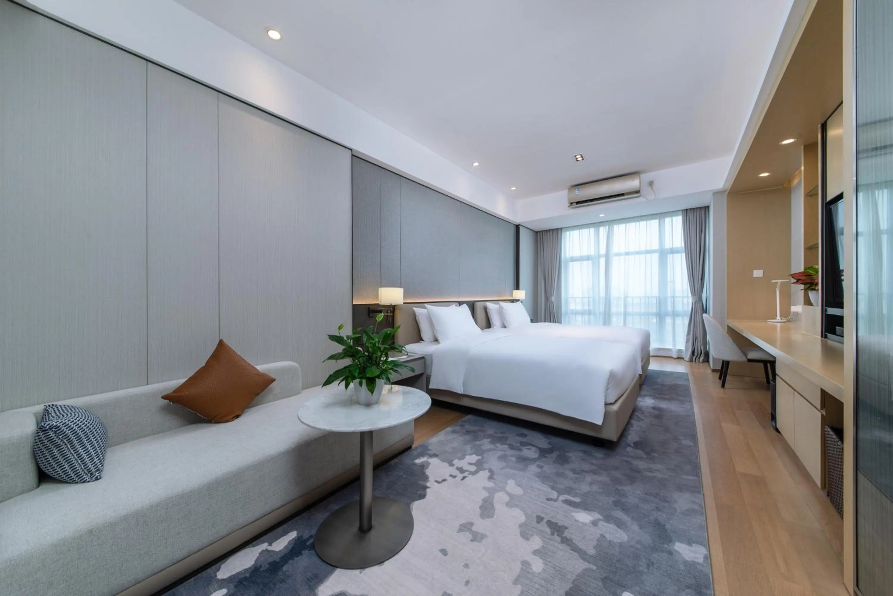 Bed in Somerset Haizhu Centre Guangzhou