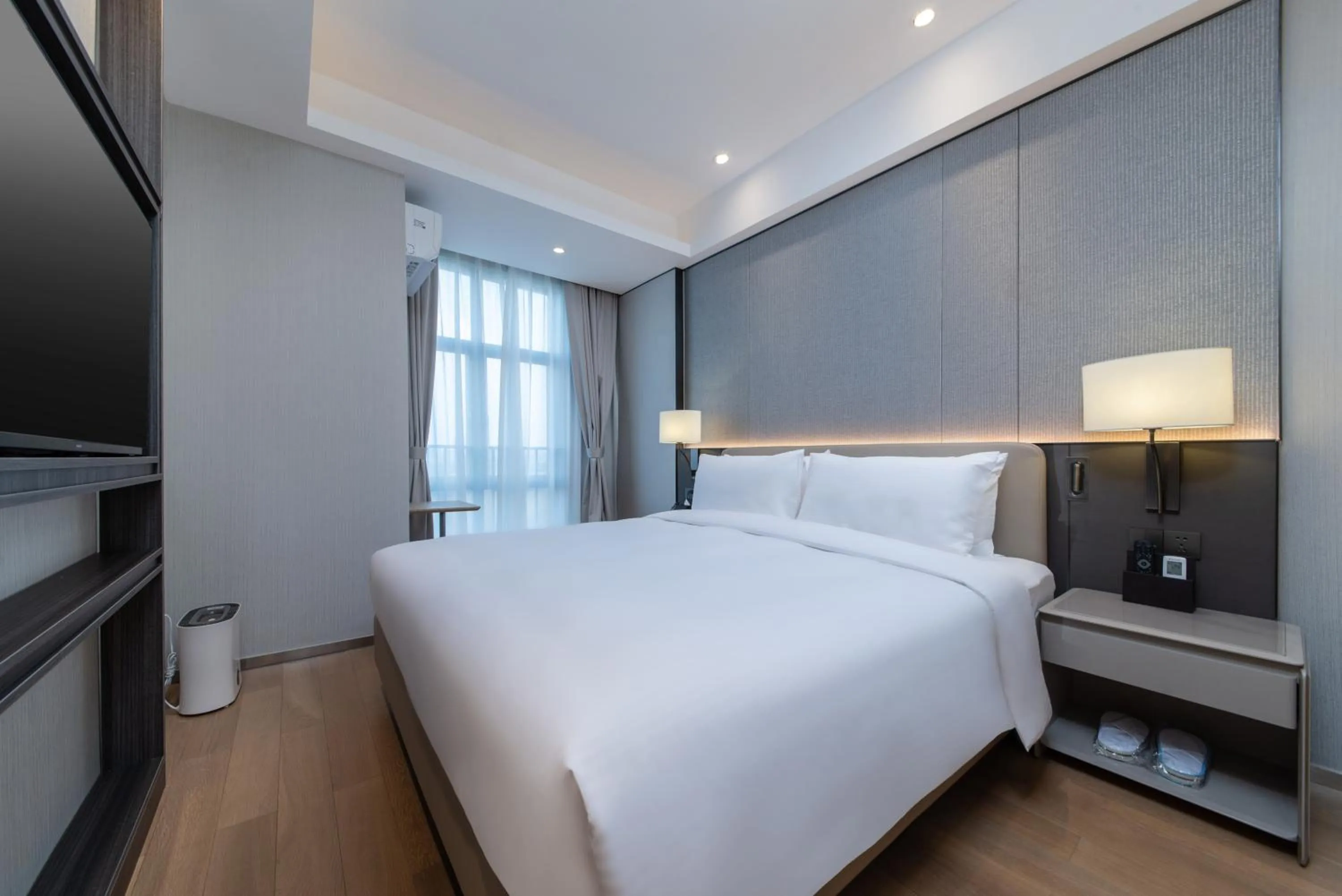 Bed in Somerset Haizhu Centre Guangzhou