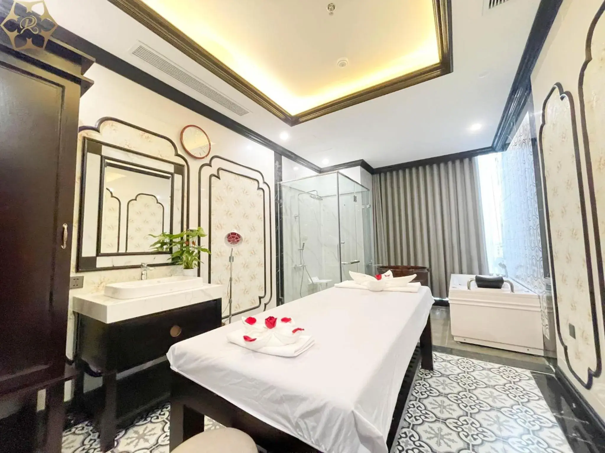 Spa and wellness centre/facilities, Bed in Cửa Đông Luxury Hotel Spa and wellness centre/facilities, Bed in Cửa Đông Luxury Hotel