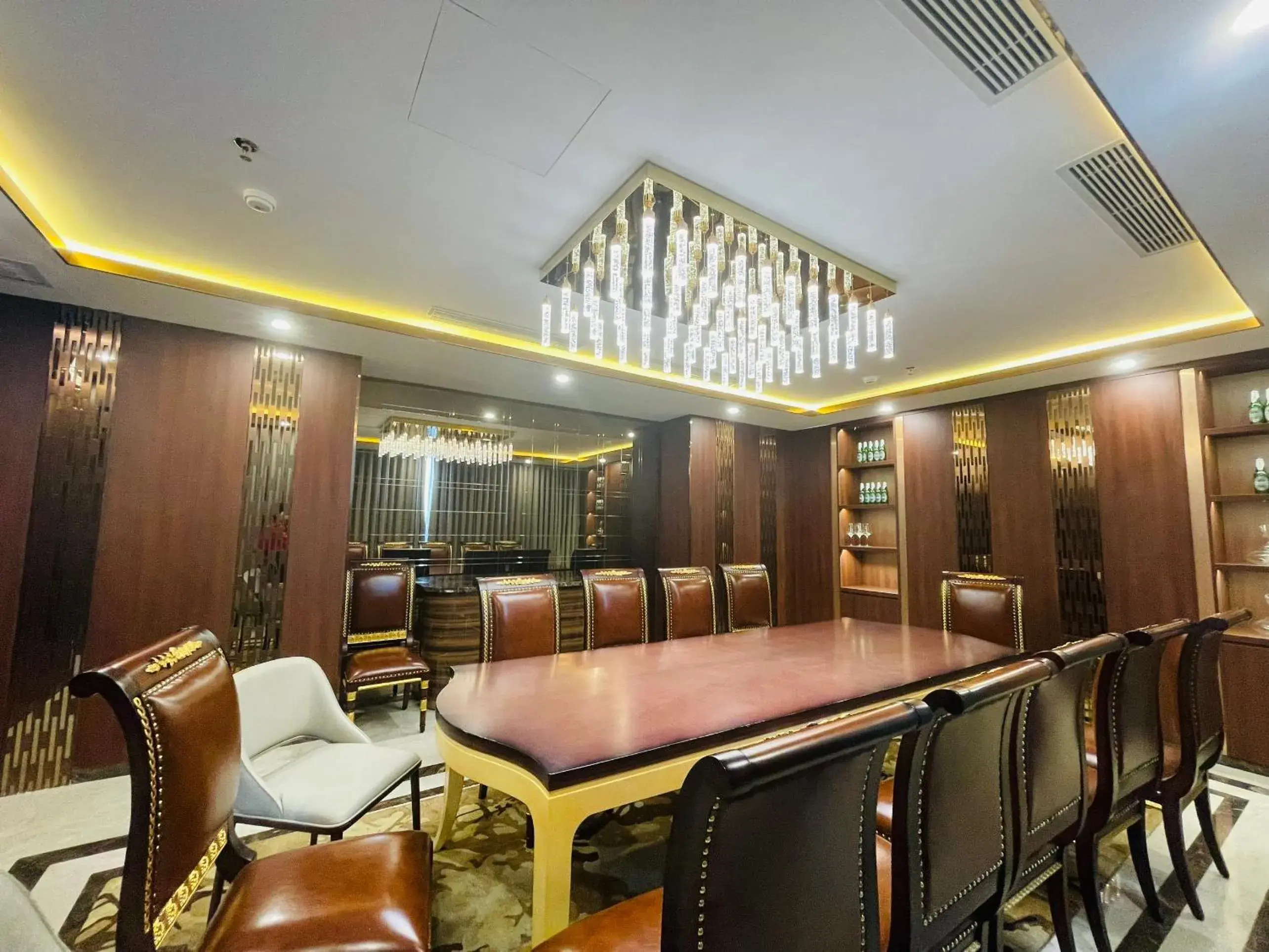 Restaurant/places to eat in Cửa Đông Luxury Hotel Restaurant/places to eat in Cửa Đông Luxury Hotel