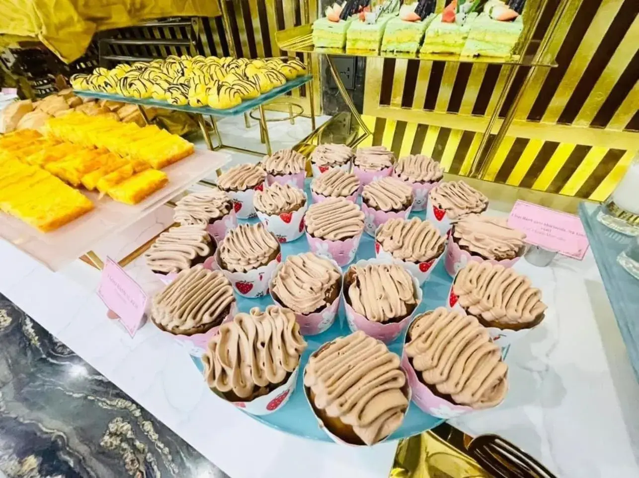 Buffet breakfast in Cửa Đông Luxury Hotel Buffet breakfast in Cửa Đông Luxury Hotel