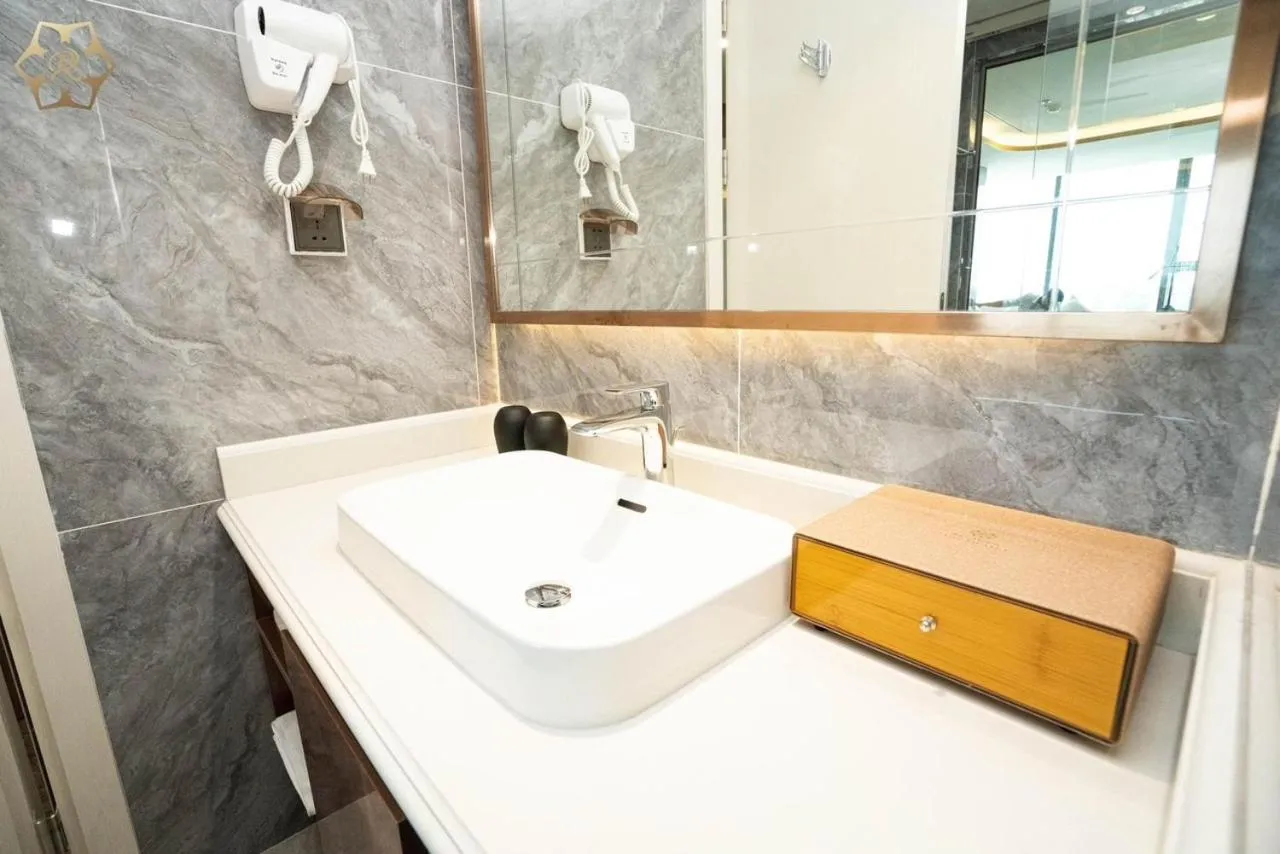 Cửa Đông Luxury Hotel