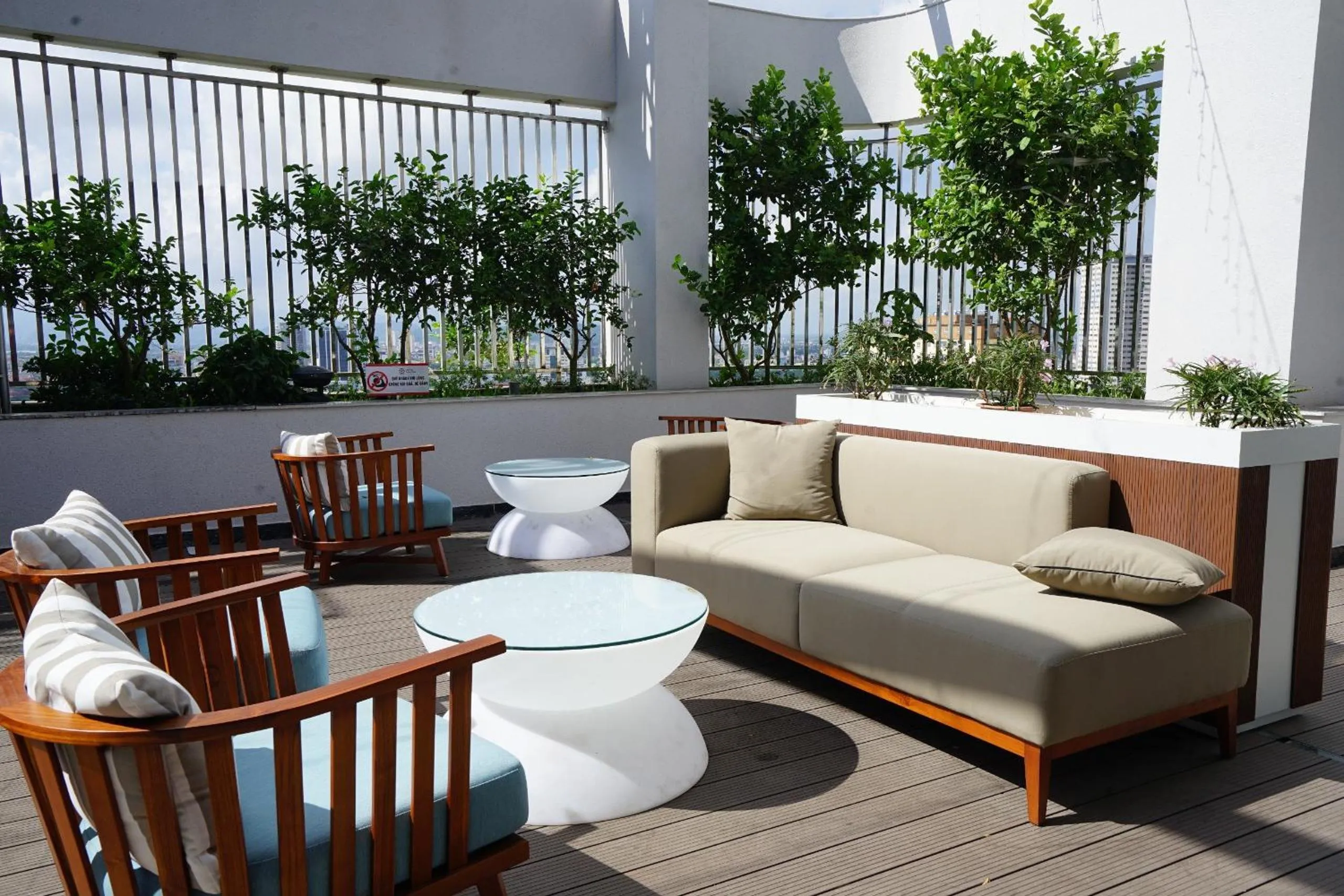 Balcony/Terrace in Cửa Đông Luxury Hotel