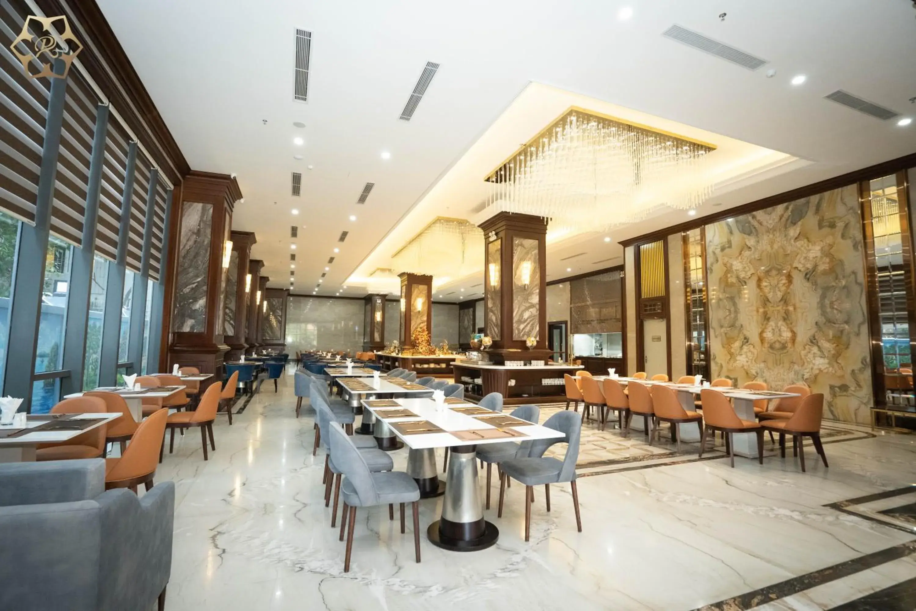 Restaurant/places to eat in Cửa Đông Luxury Hotel Restaurant/places to eat in Cửa Đông Luxury Hotel