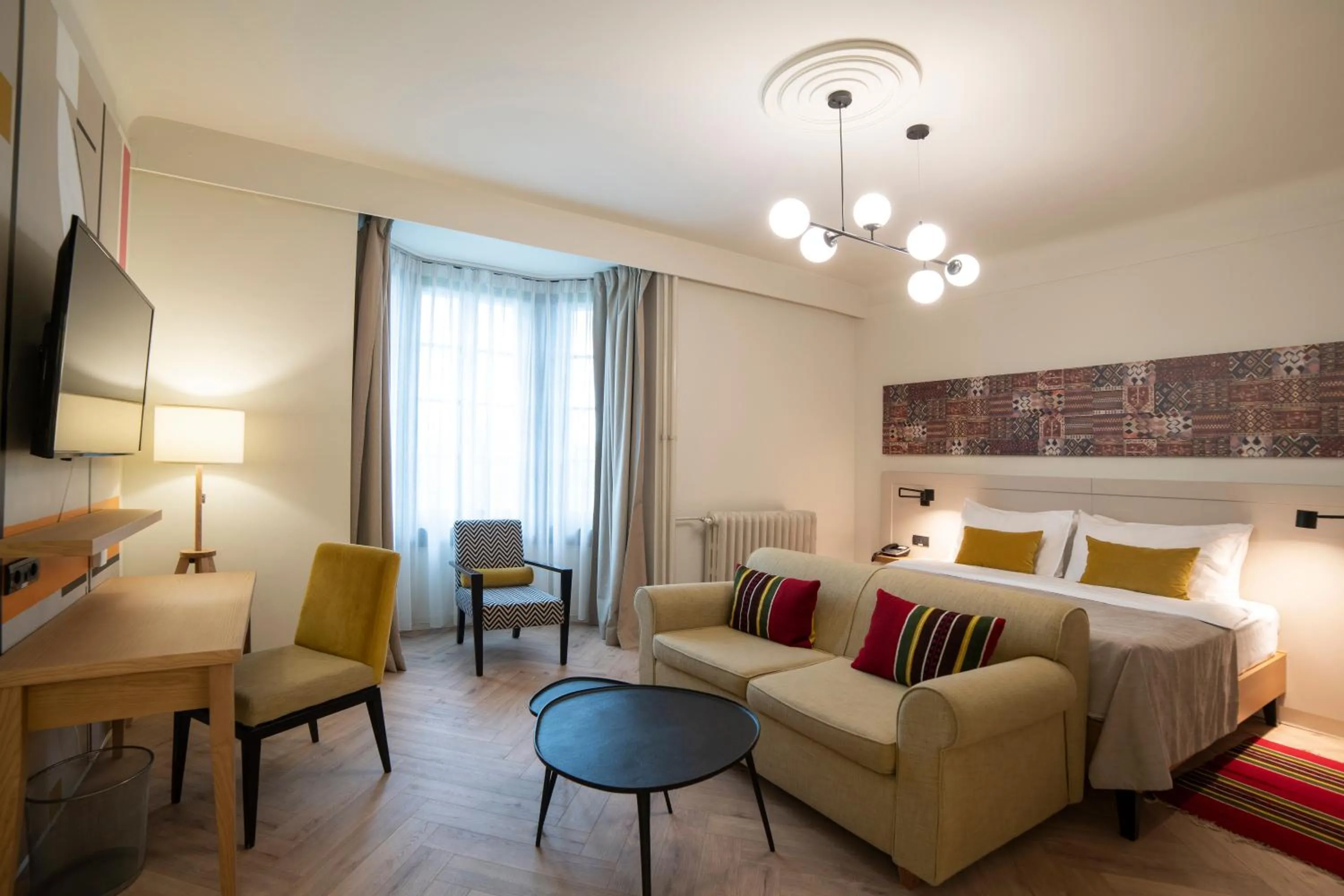 Bedroom, Bed in Mercure Belgrade Excelsior