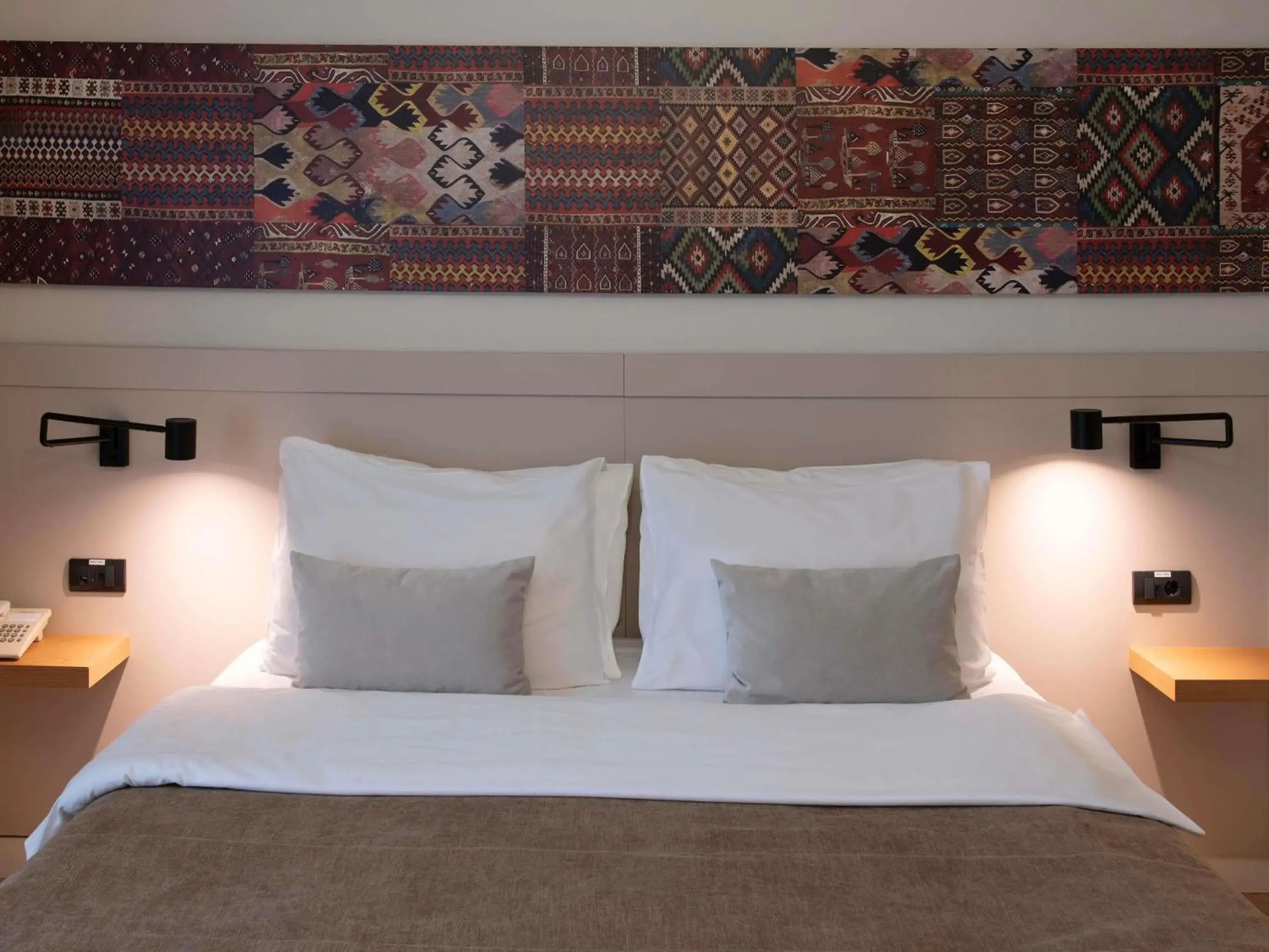 Bedroom, Bed in Mercure Belgrade Excelsior Bedroom, Bed in Mercure Belgrade Excelsior