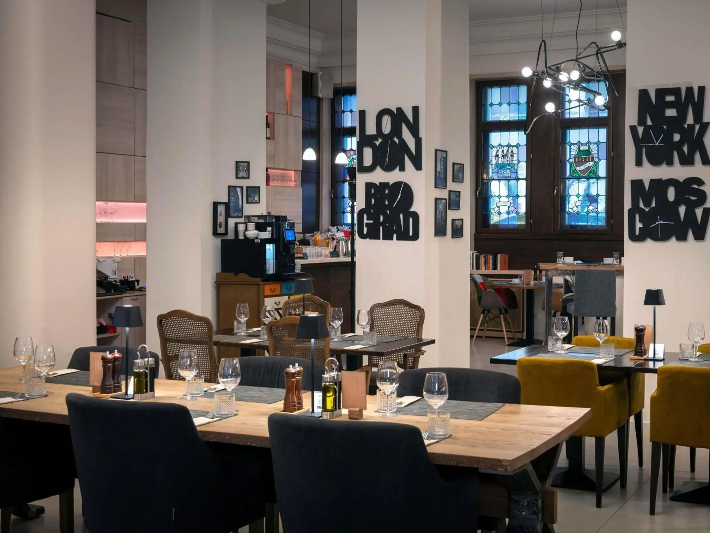 Restaurant/places to eat in Mercure Belgrade Excelsior Restaurant/places to eat in Mercure Belgrade Excelsior