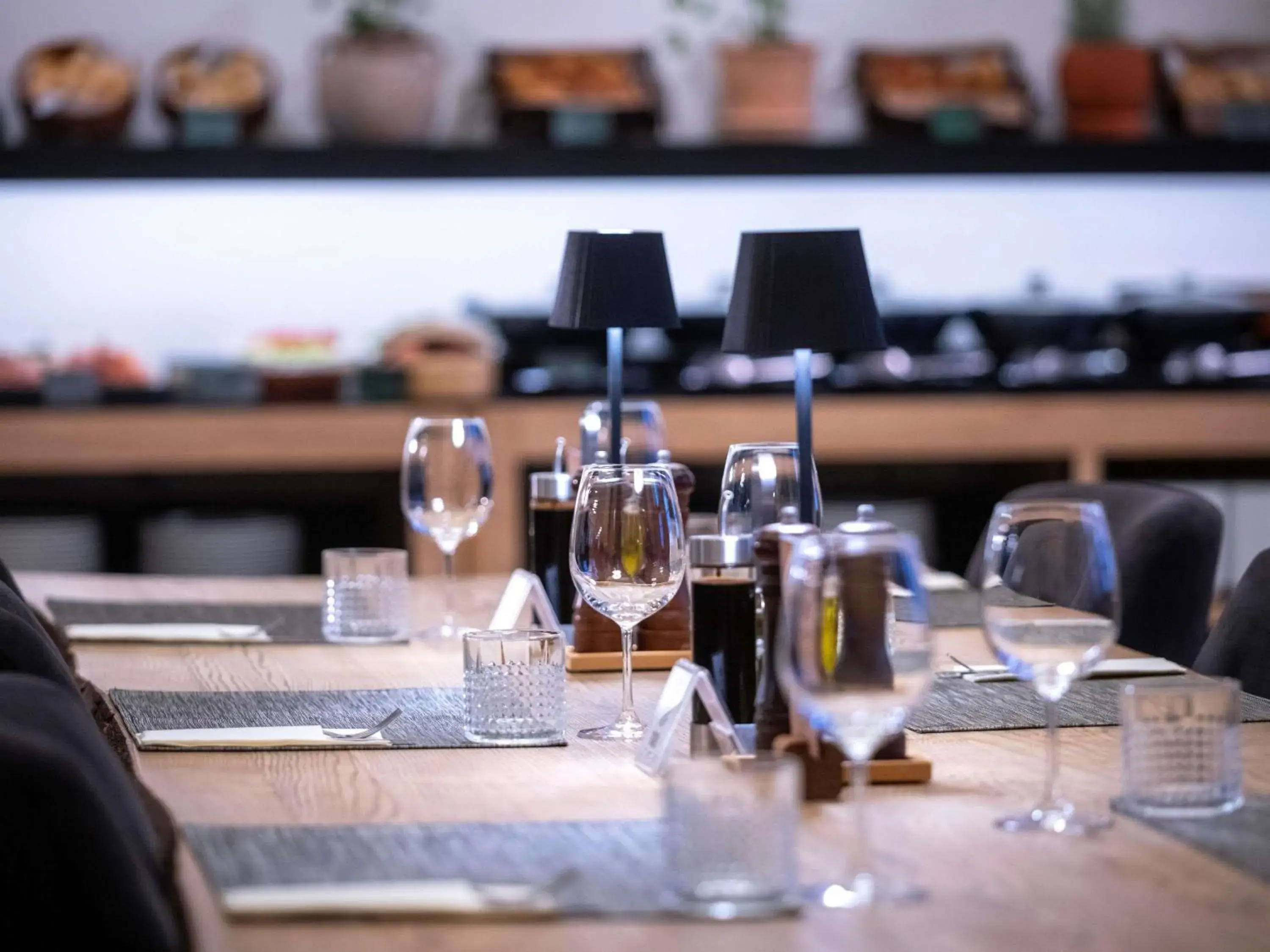 Restaurant/places to eat in Mercure Belgrade Excelsior Restaurant/places to eat in Mercure Belgrade Excelsior