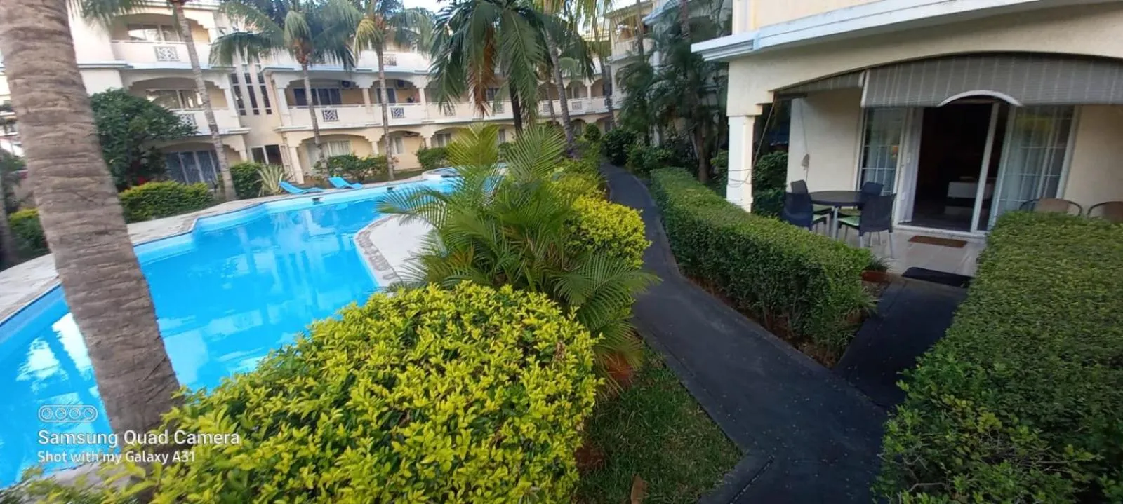 Garden in Opp Swimming Poll, Ground Floor, Flic En Flac