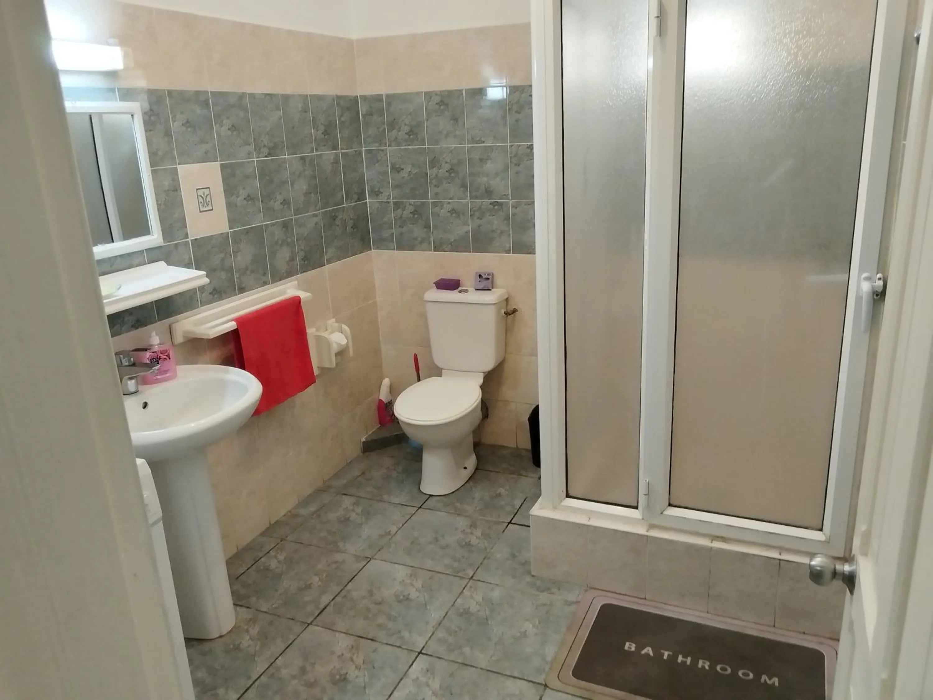 Shower in Opp Swimming Poll, Ground Floor, Flic En Flac