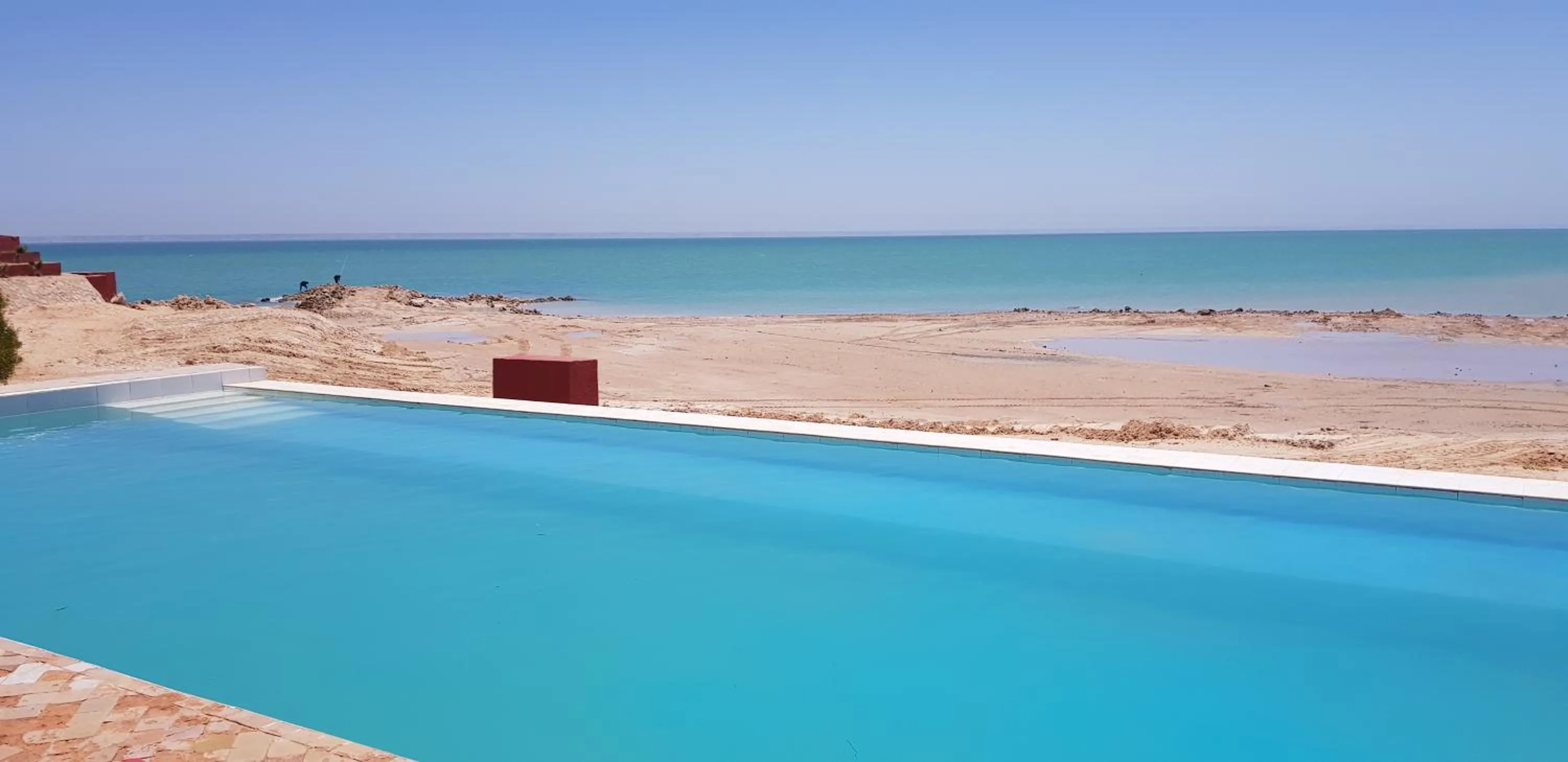 Beach in Hôtel Calipau Riad Maison d'Hôtes