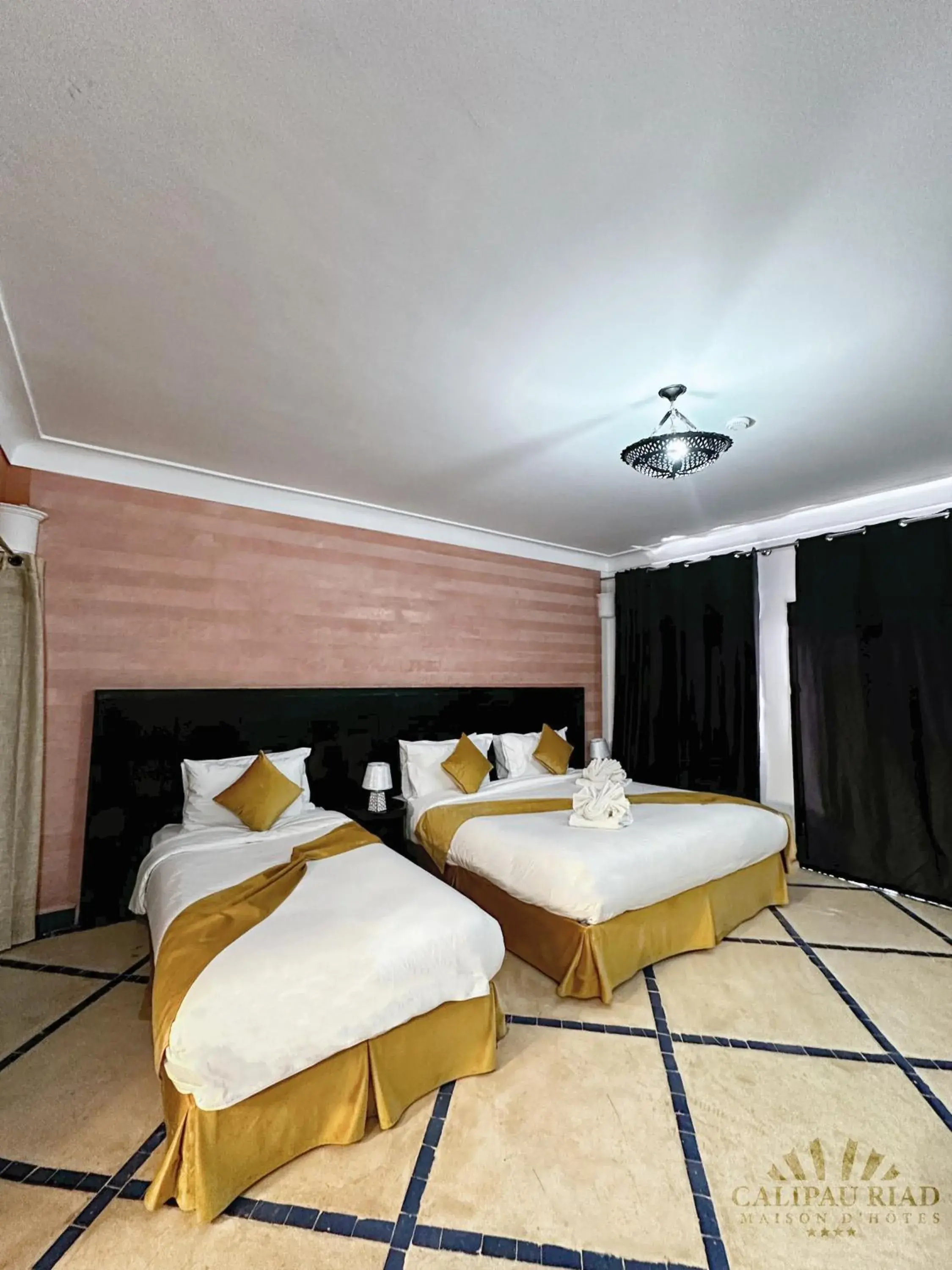 Triple Room with Sea View in Hôtel Calipau Riad Maison d'Hôtes Triple Room with Sea View in Hôtel Calipau Riad Maison d'Hôtes