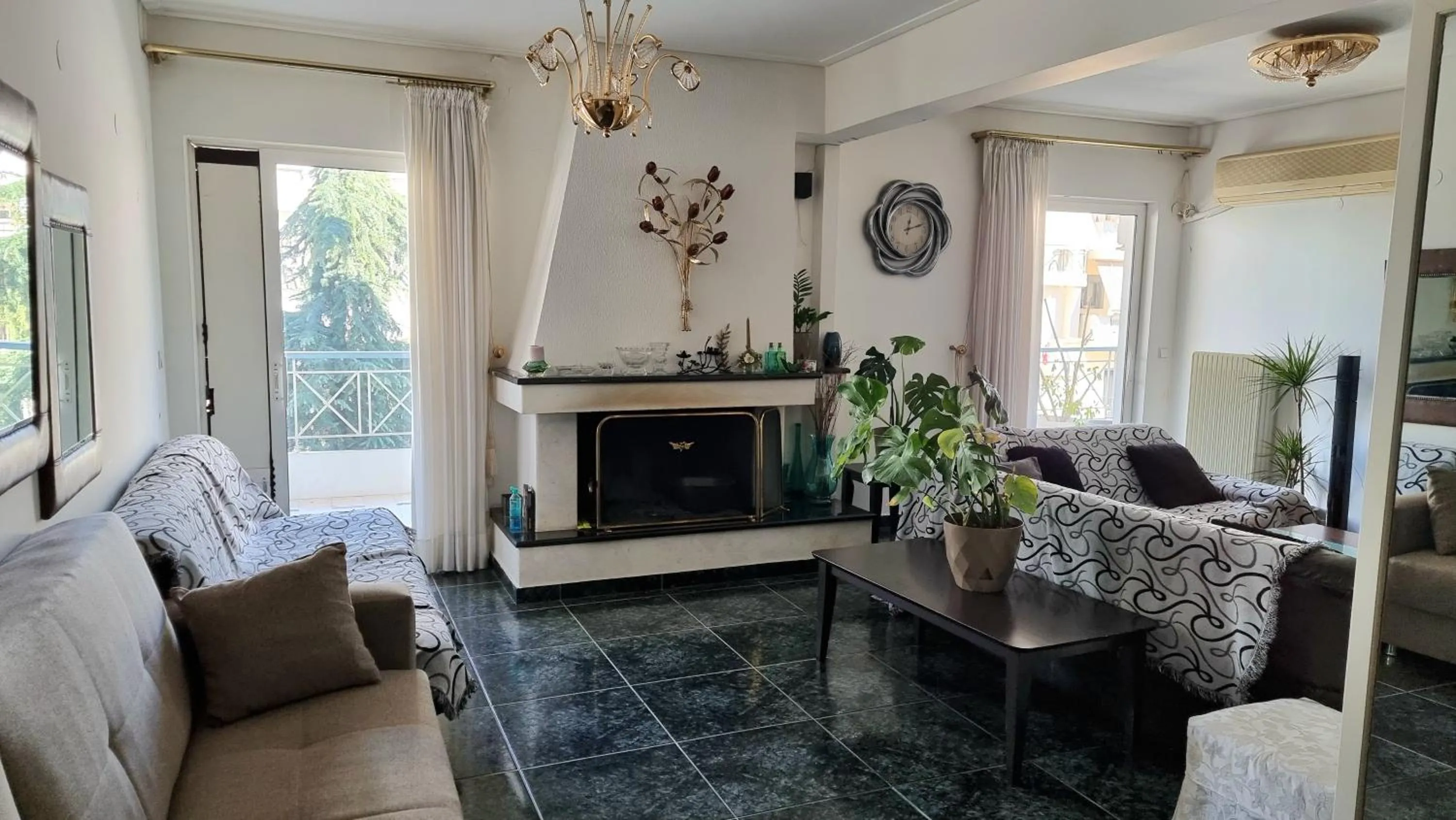 flat iron in Lamia - Premium apartment