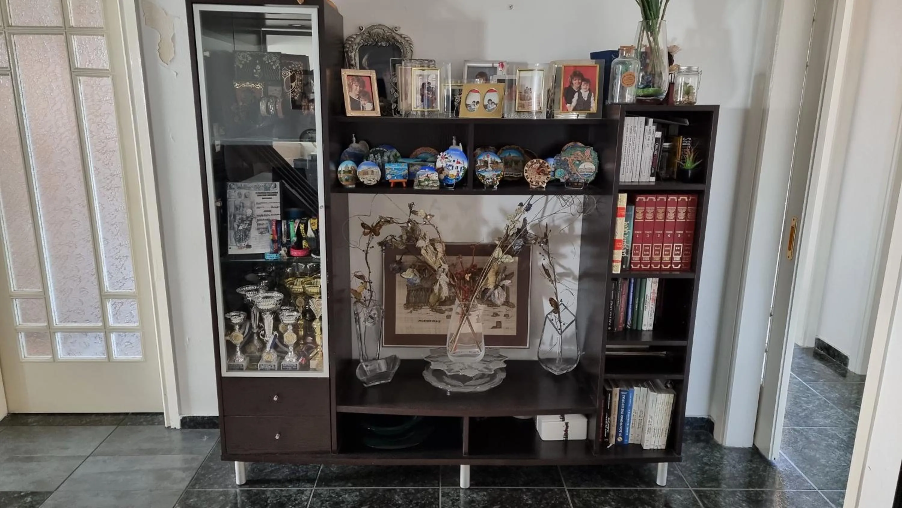 Decorative detail in Lamia - Premium apartment