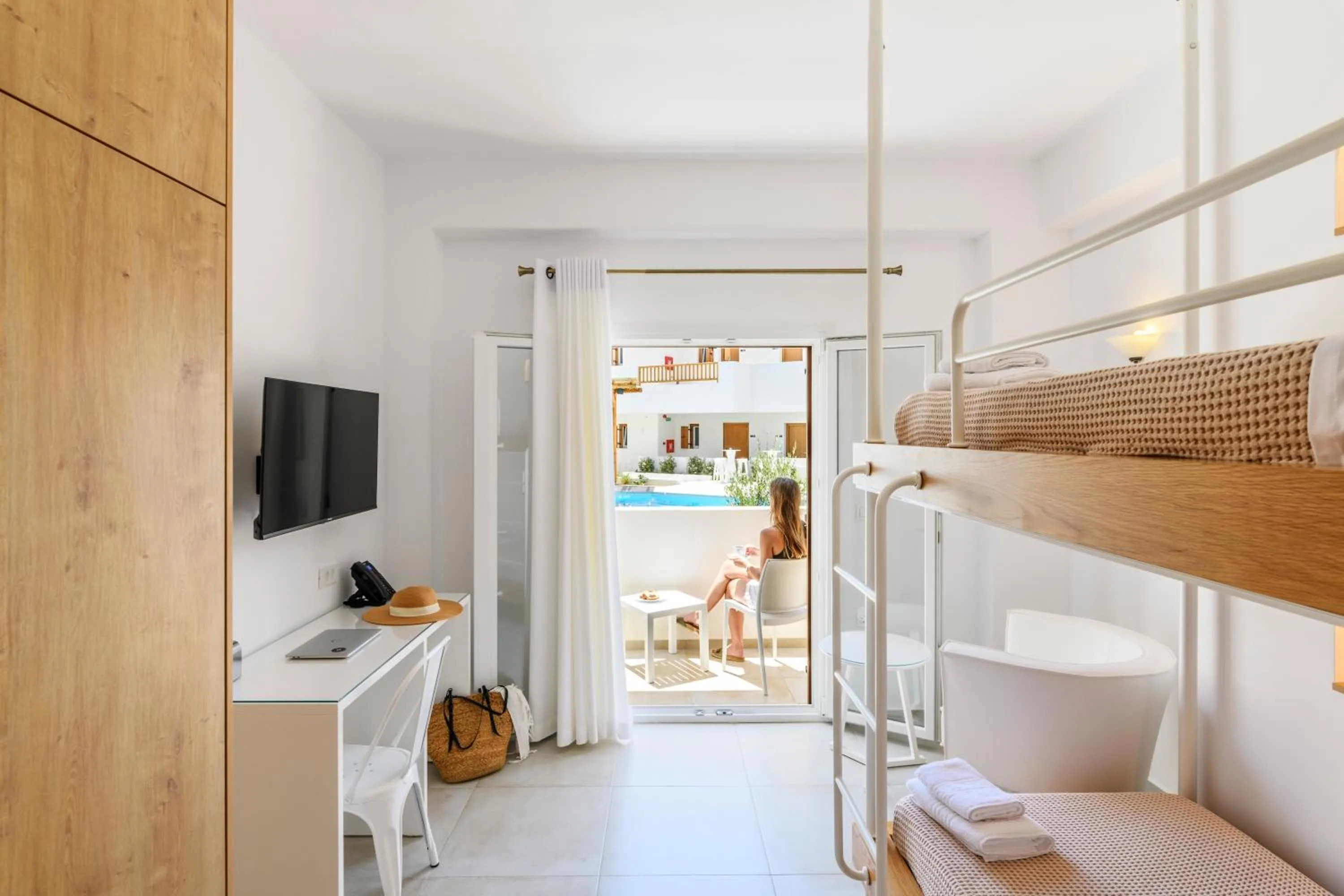 View (from property/room), Bed in Mykonaki Hotel