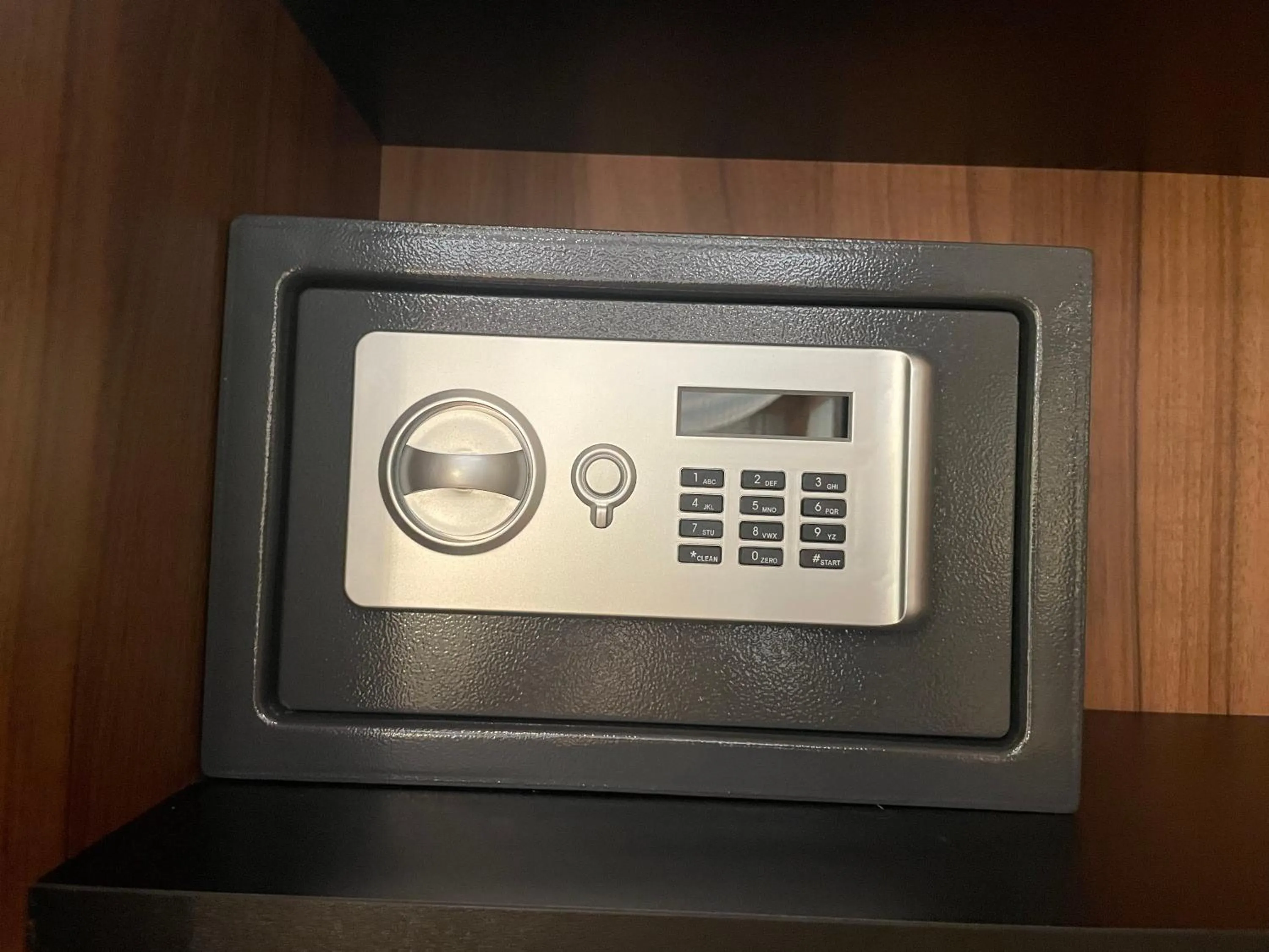 safe in Hotel Kerber