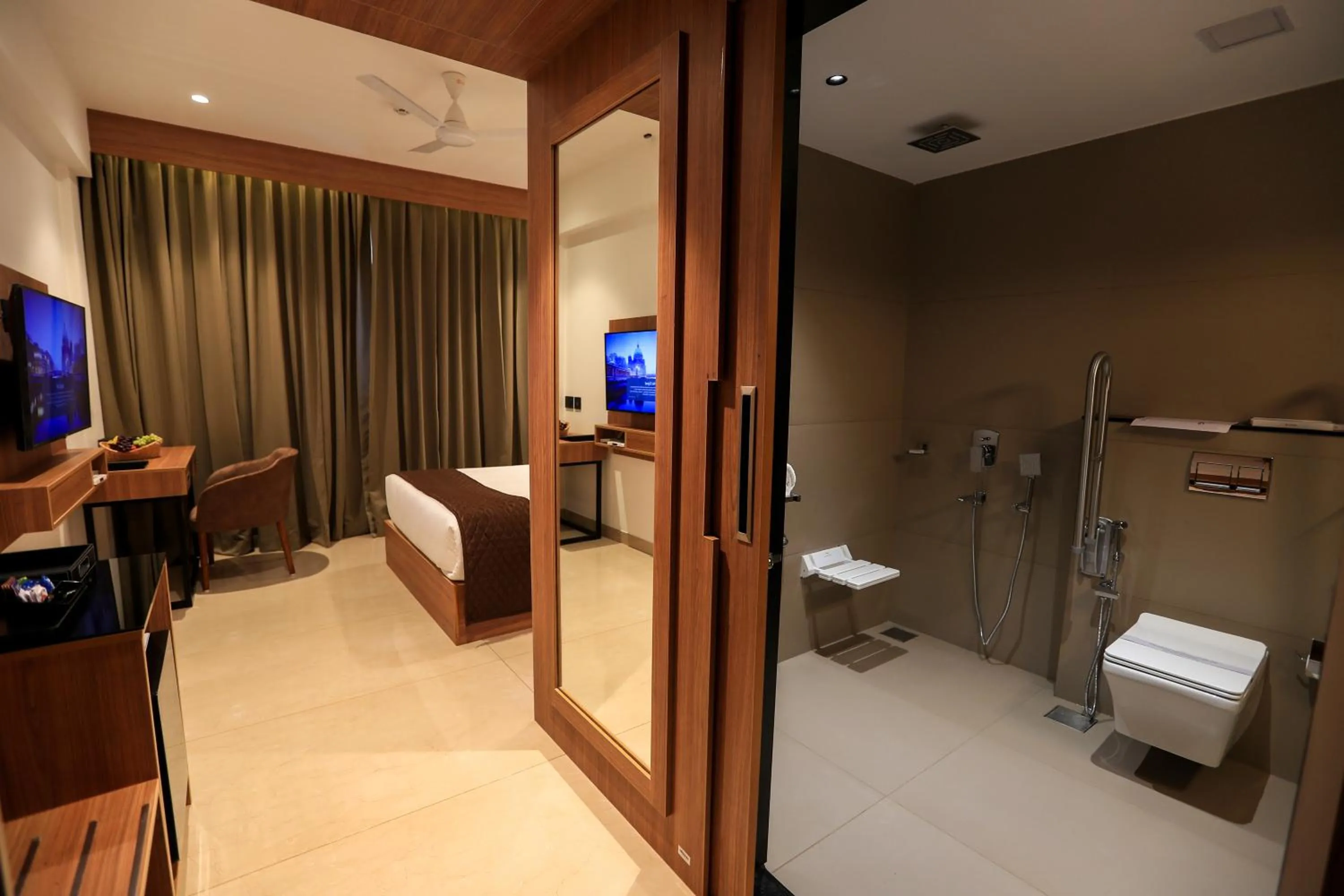 Shower, Bed in Hotel Saffron Wayanad