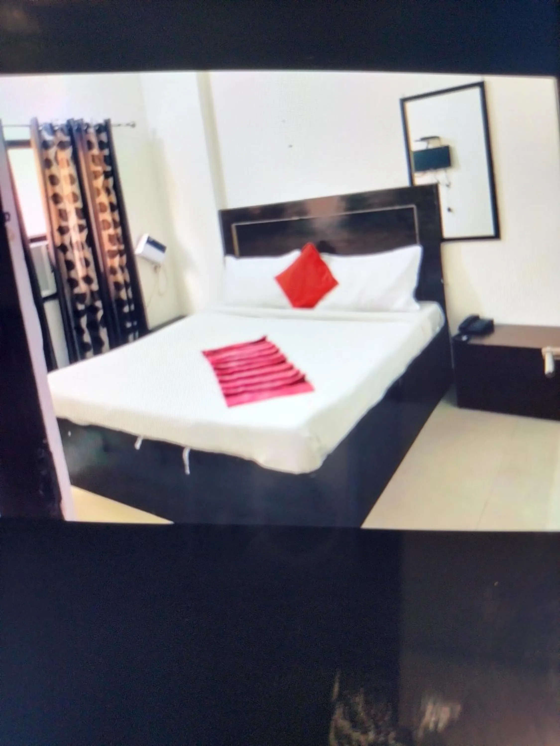 Hotel Shiva palace Haridwar - nearby bus and railway station