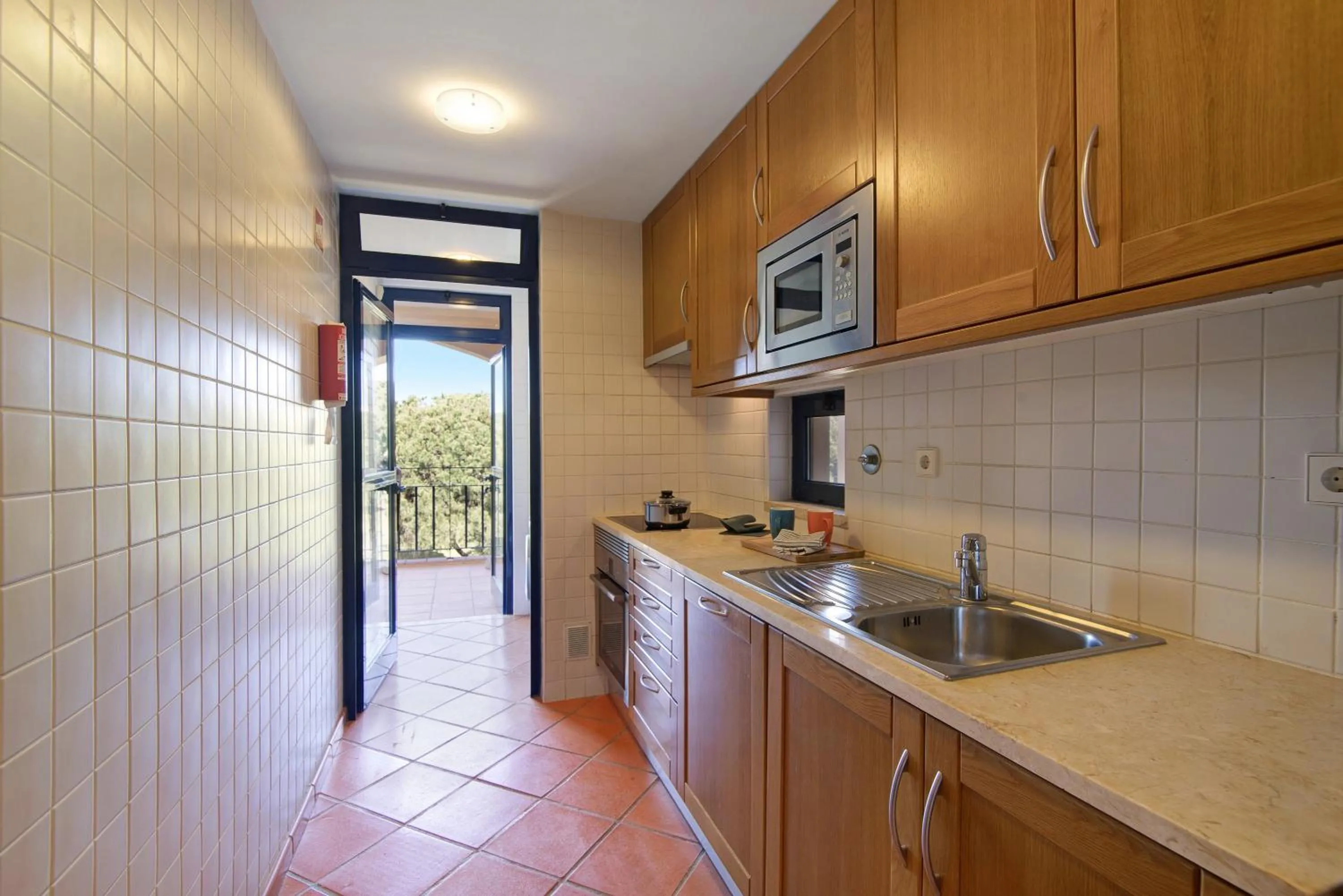 Kitchen or kitchenette in Apartamento T2 Vilasol Morgadinho