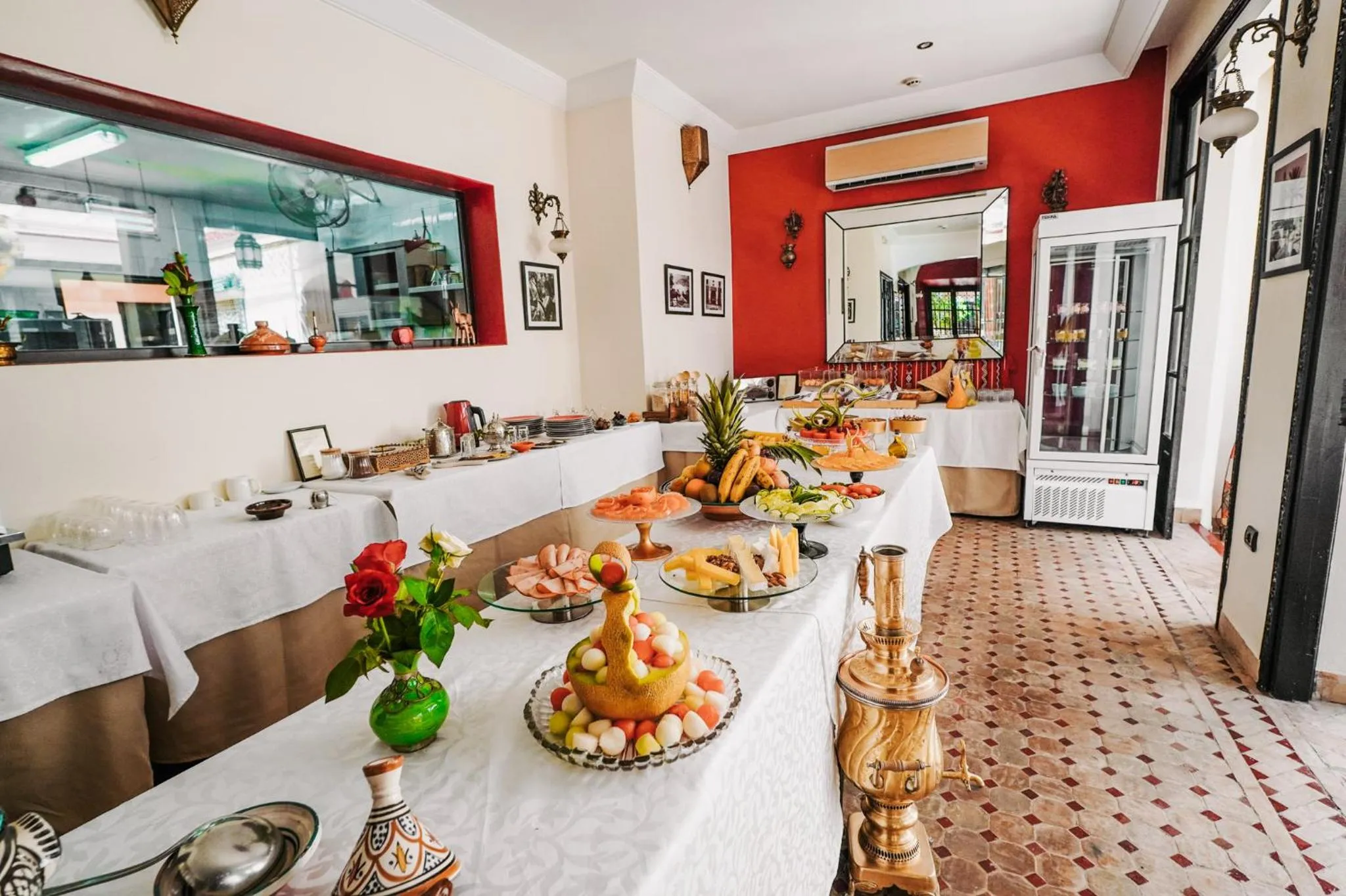 Buffet breakfast in Les Borjs De La Kasbah