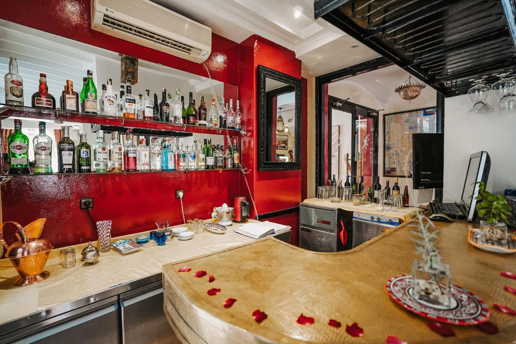 Restaurant/places to eat in Les Borjs De La Kasbah