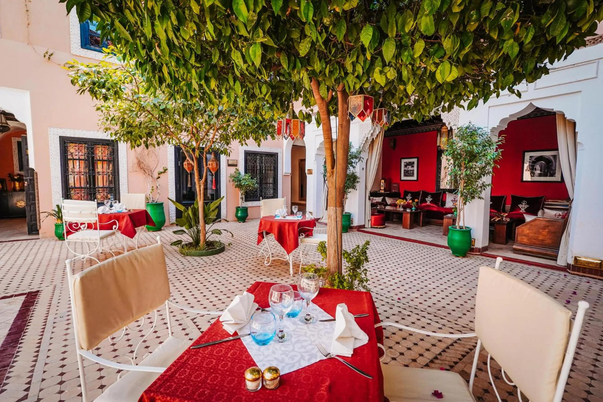 Property building in Les Borjs De La Kasbah