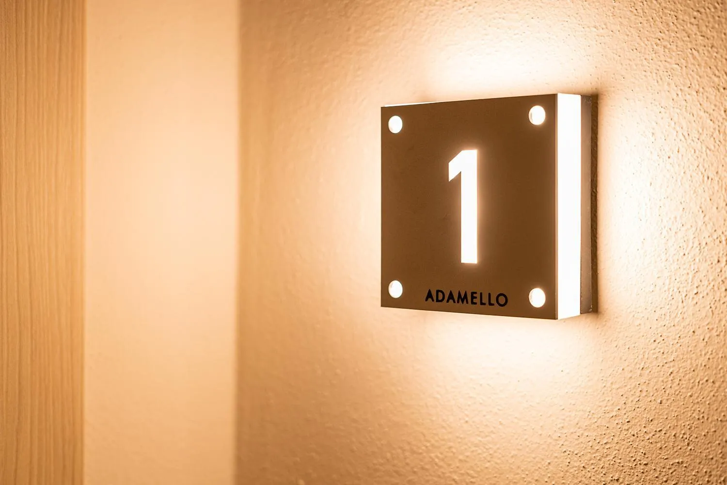 Decorative detail in Le Alpi bed&living