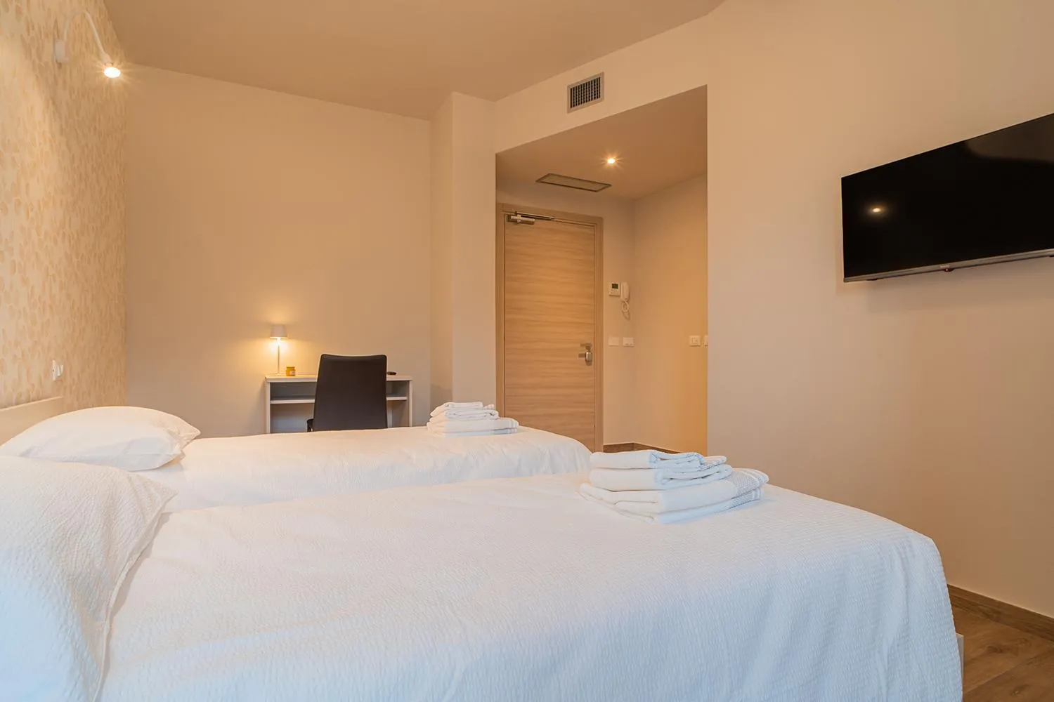 Bed in Le Alpi bed&living