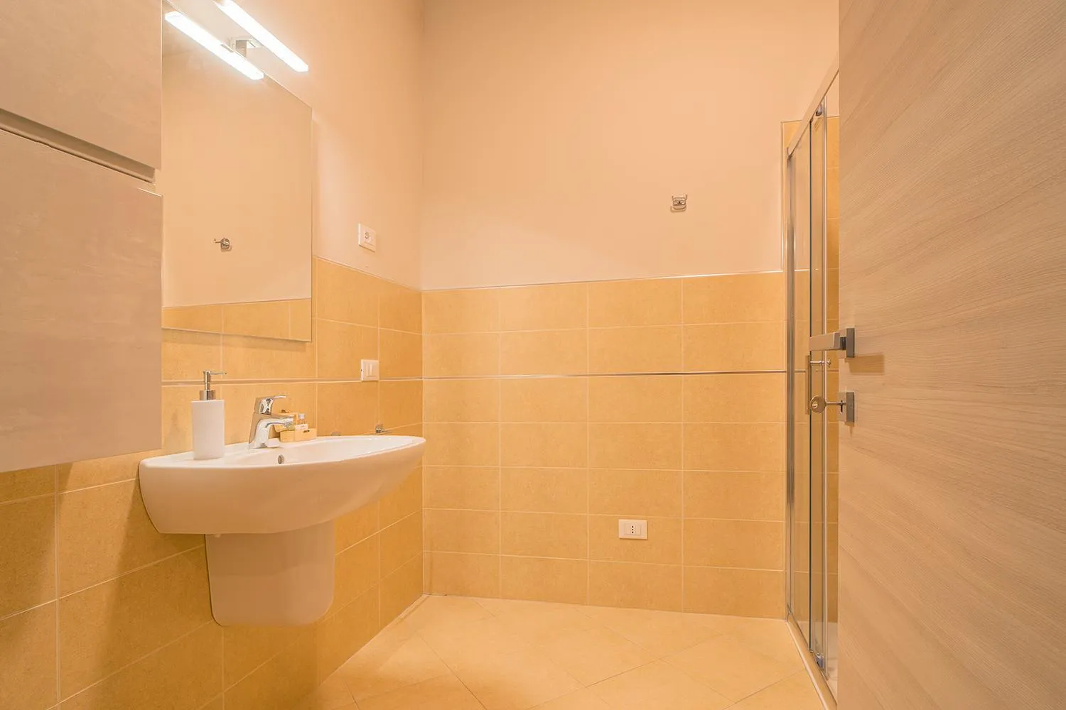 Bathroom in Le Alpi bed&living