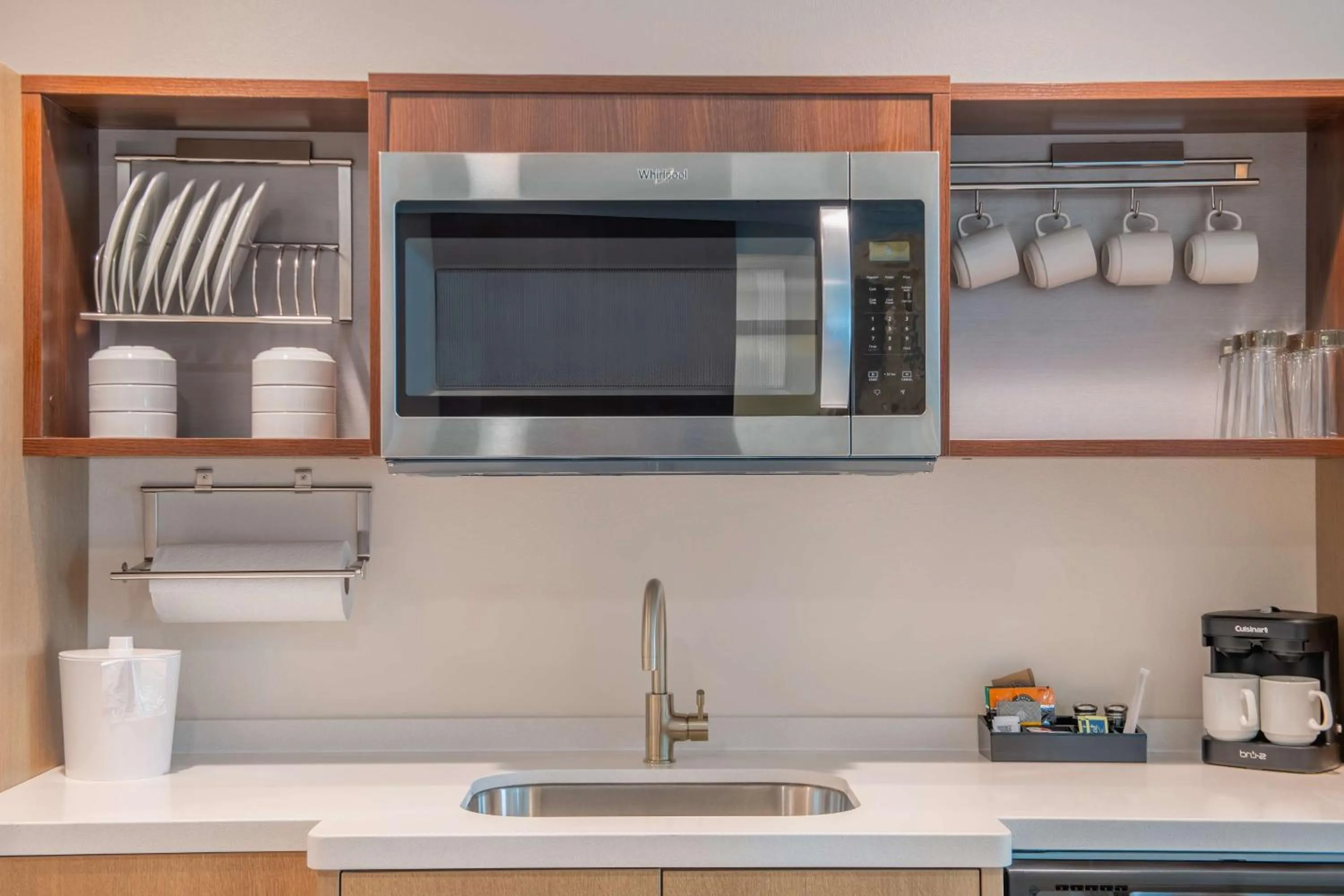 Kitchen or kitchenette in Home2 Suites By Hilton Kingsland