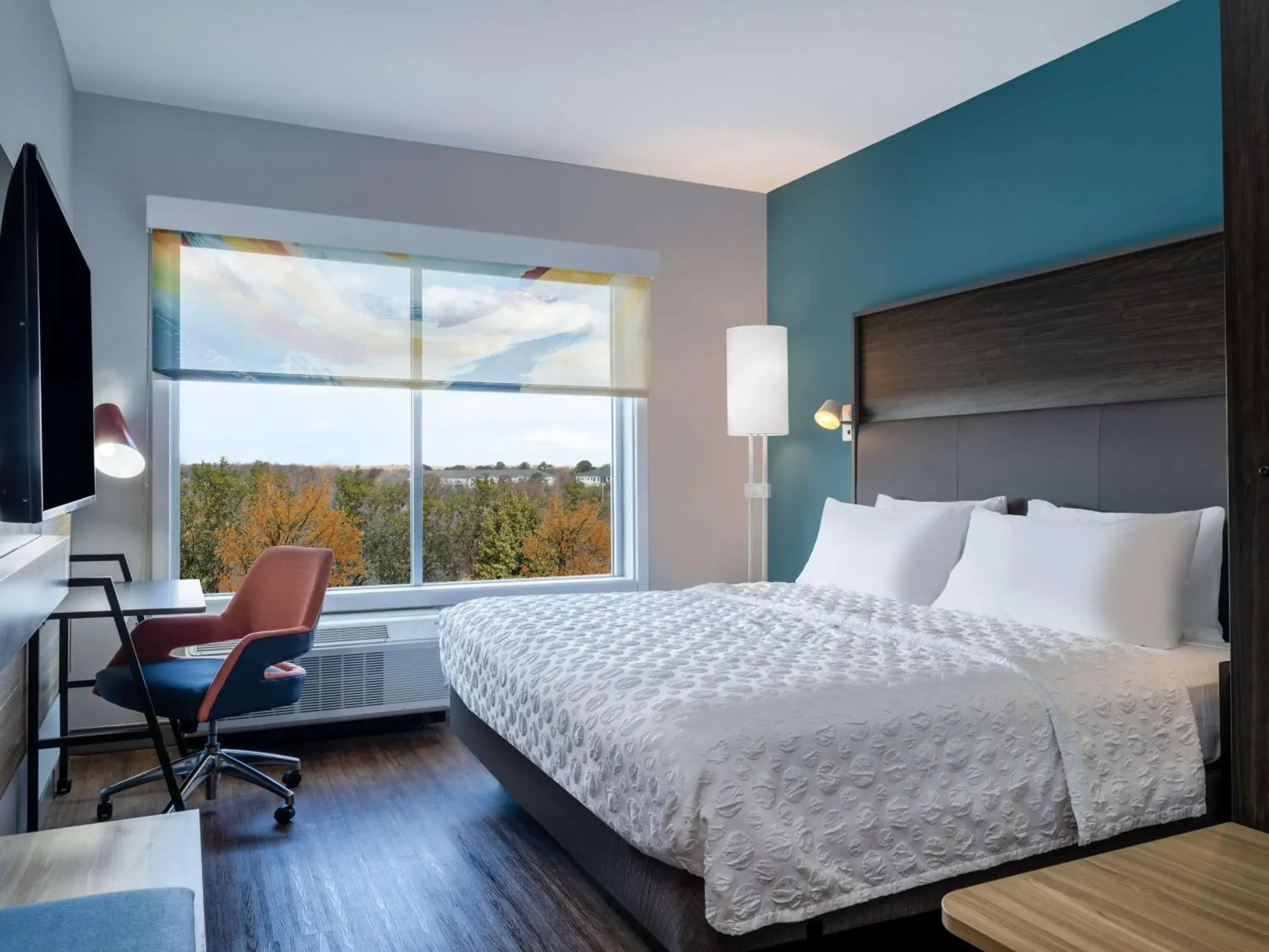 Bedroom, Bed in Tru By Hilton Chesapeake- Greenbrier Bedroom, Bed in Tru By Hilton Chesapeake- Greenbrier
