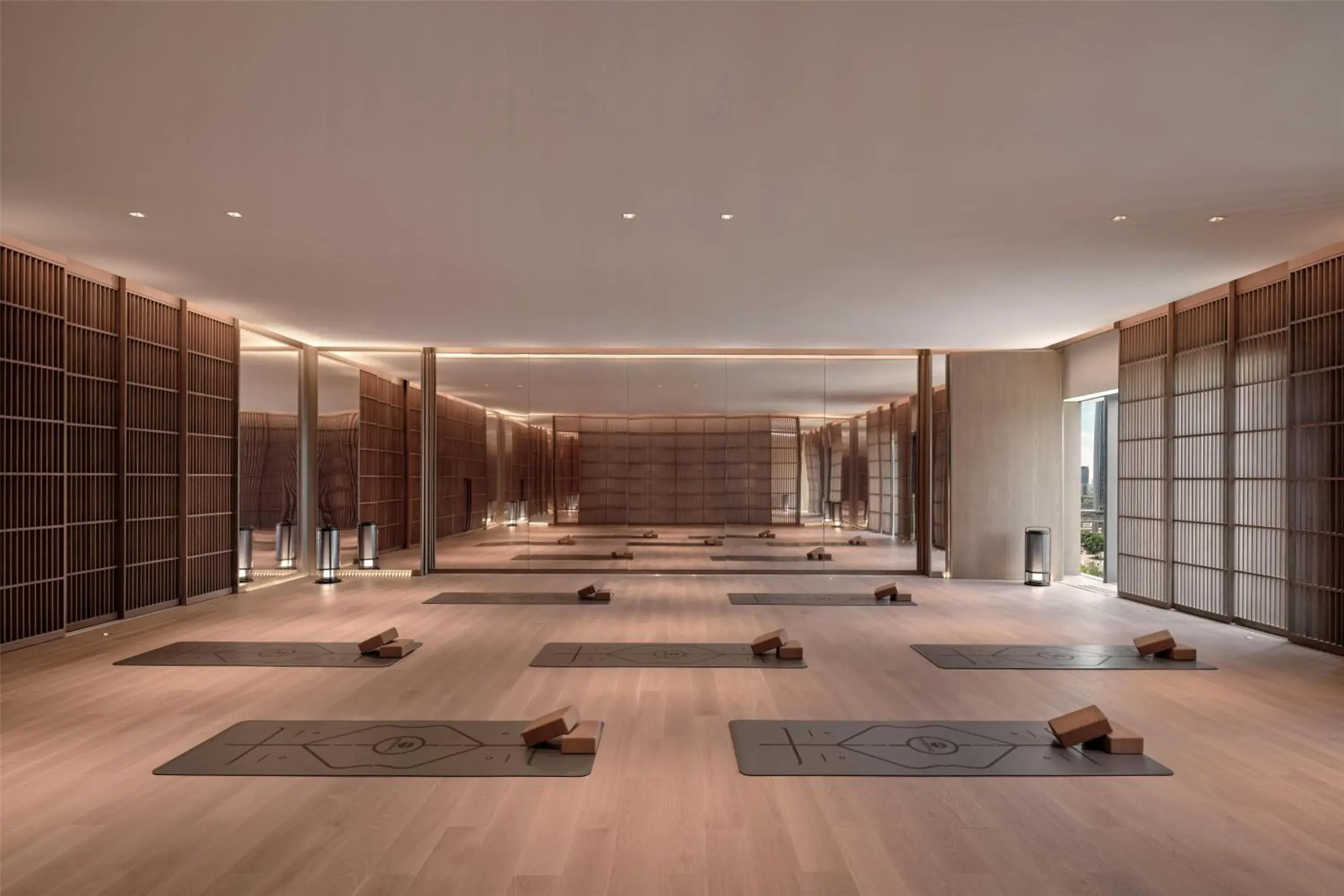 Fitness centre/facilities in Conrad Shenzhen Fitness centre/facilities in Conrad Shenzhen
