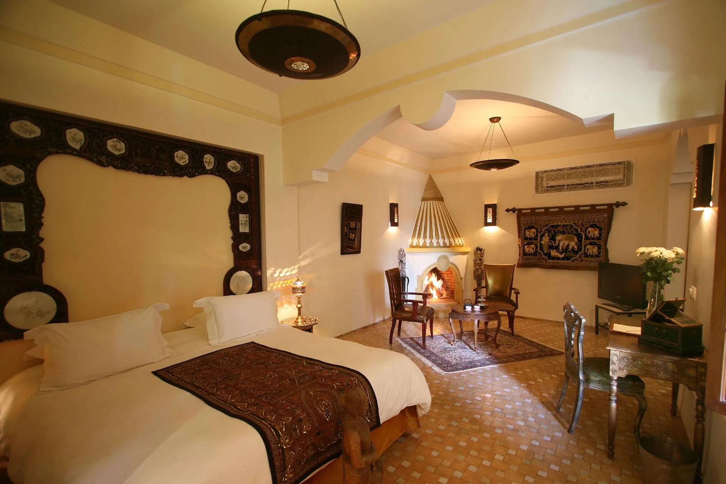Bed in Demeures d'Orient Riad & Spa