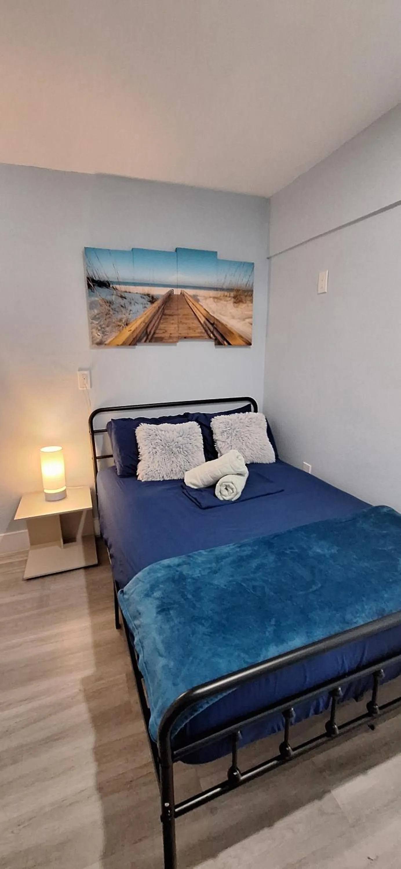 Bed in Blue Little Havana