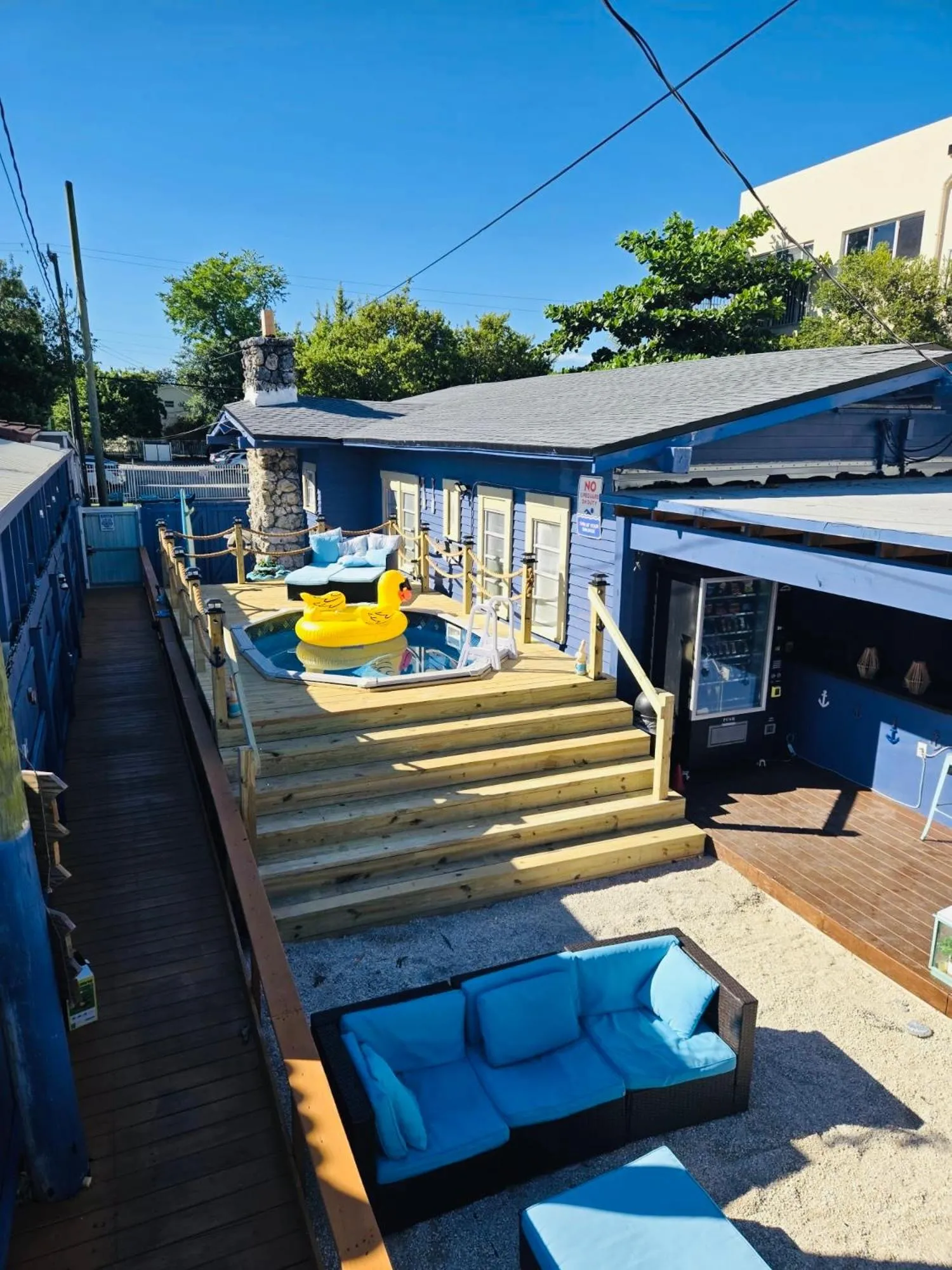 Balcony/Terrace in Blue Little Havana